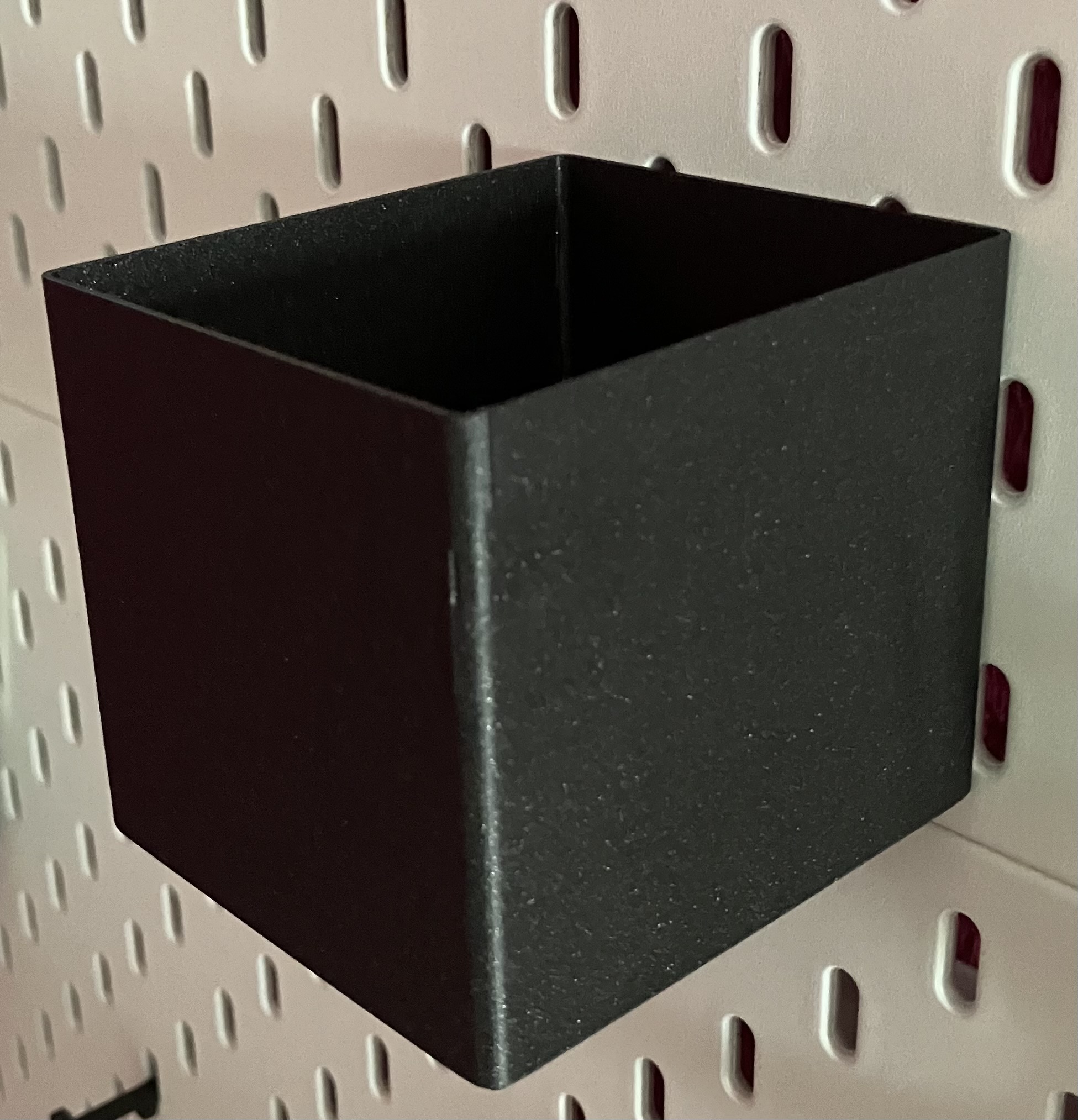 IKEA Skadis Box 80x90x80