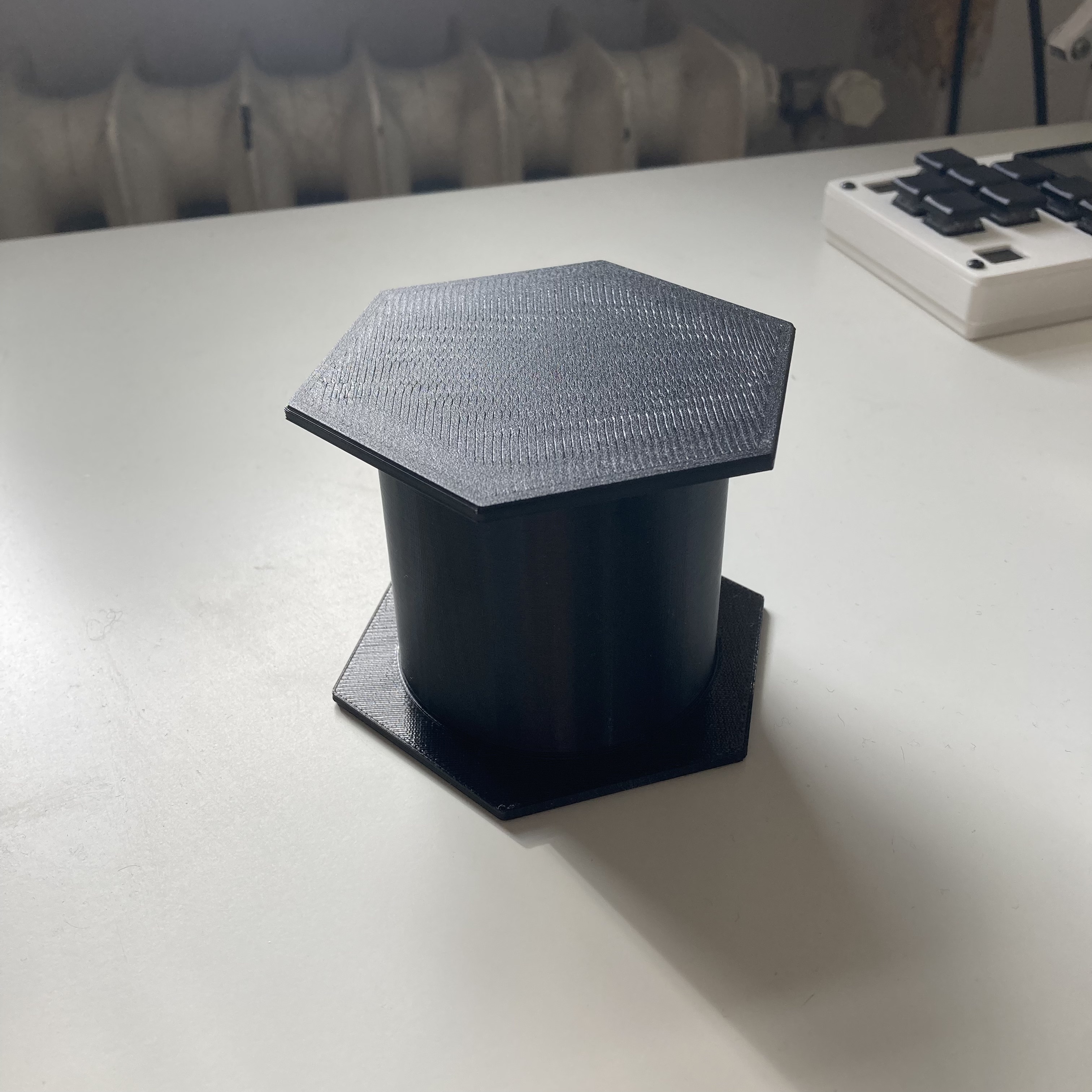 Closable aeropress filter holder 3D model
