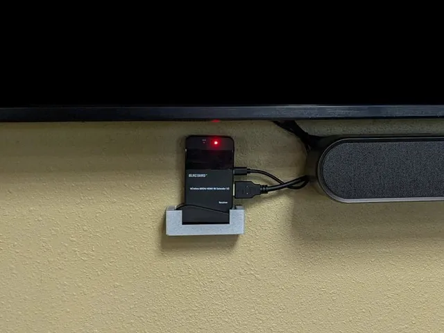 Monoprice Blackbird Pro WiHD 60GHz Wall Mount
