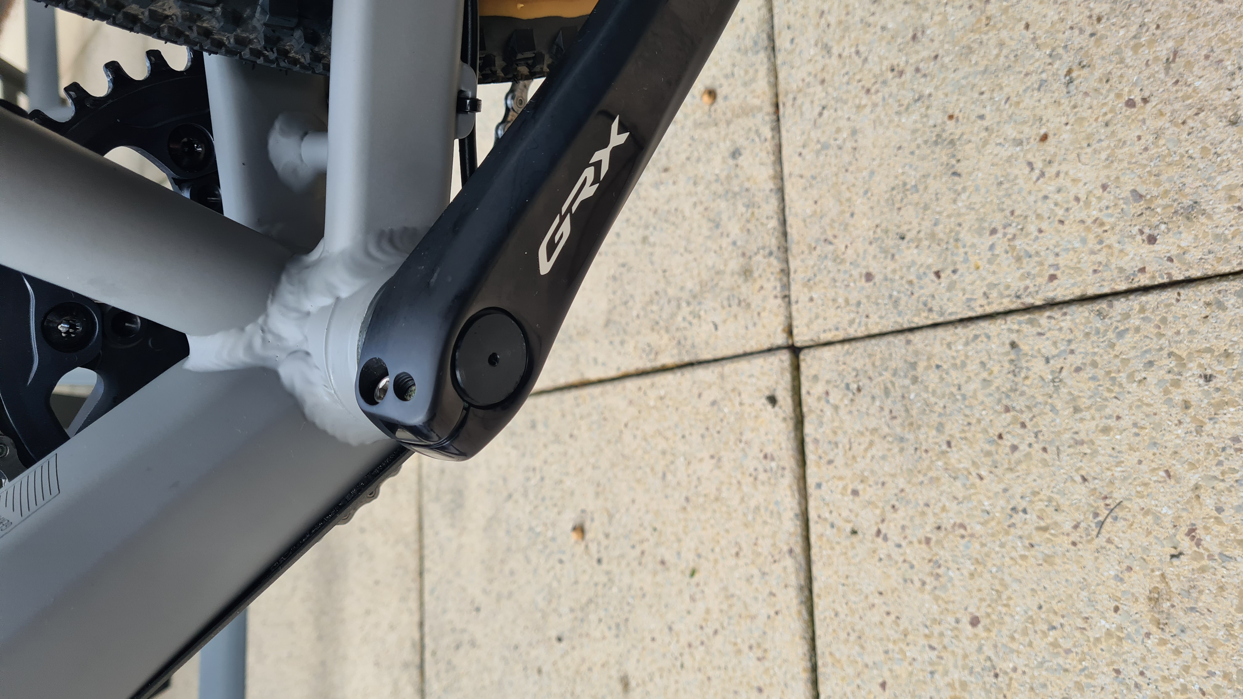 GRX 810 Dustcover