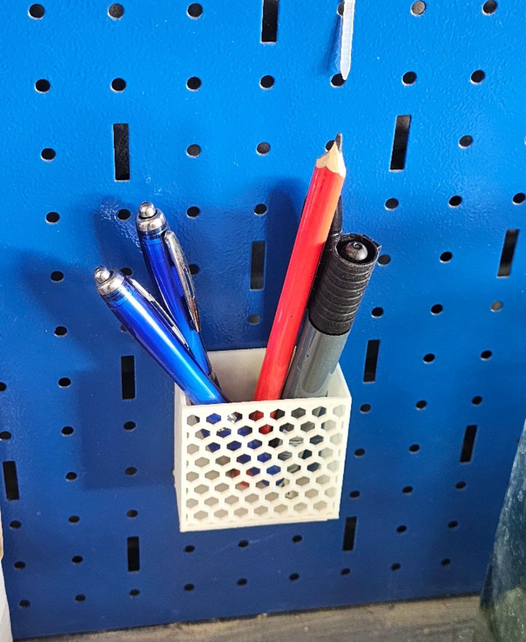 Pebgoard HexBin