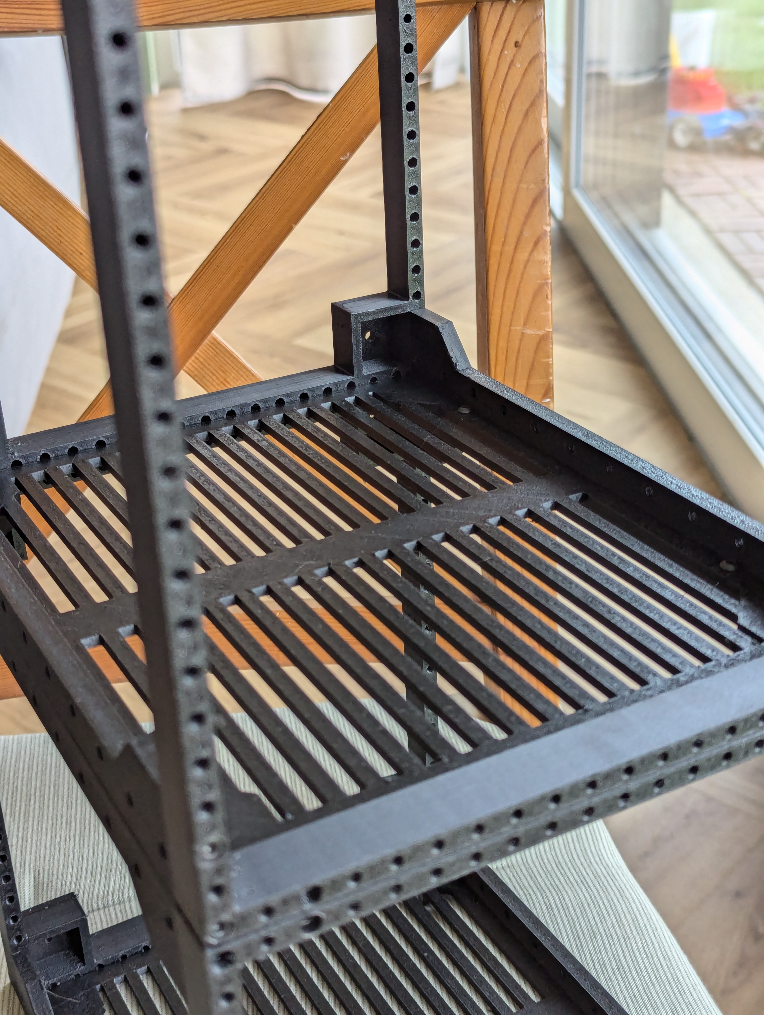 Miniatura 2 do modelo 3D 19cm Mini Server Rack - Wall mounted back