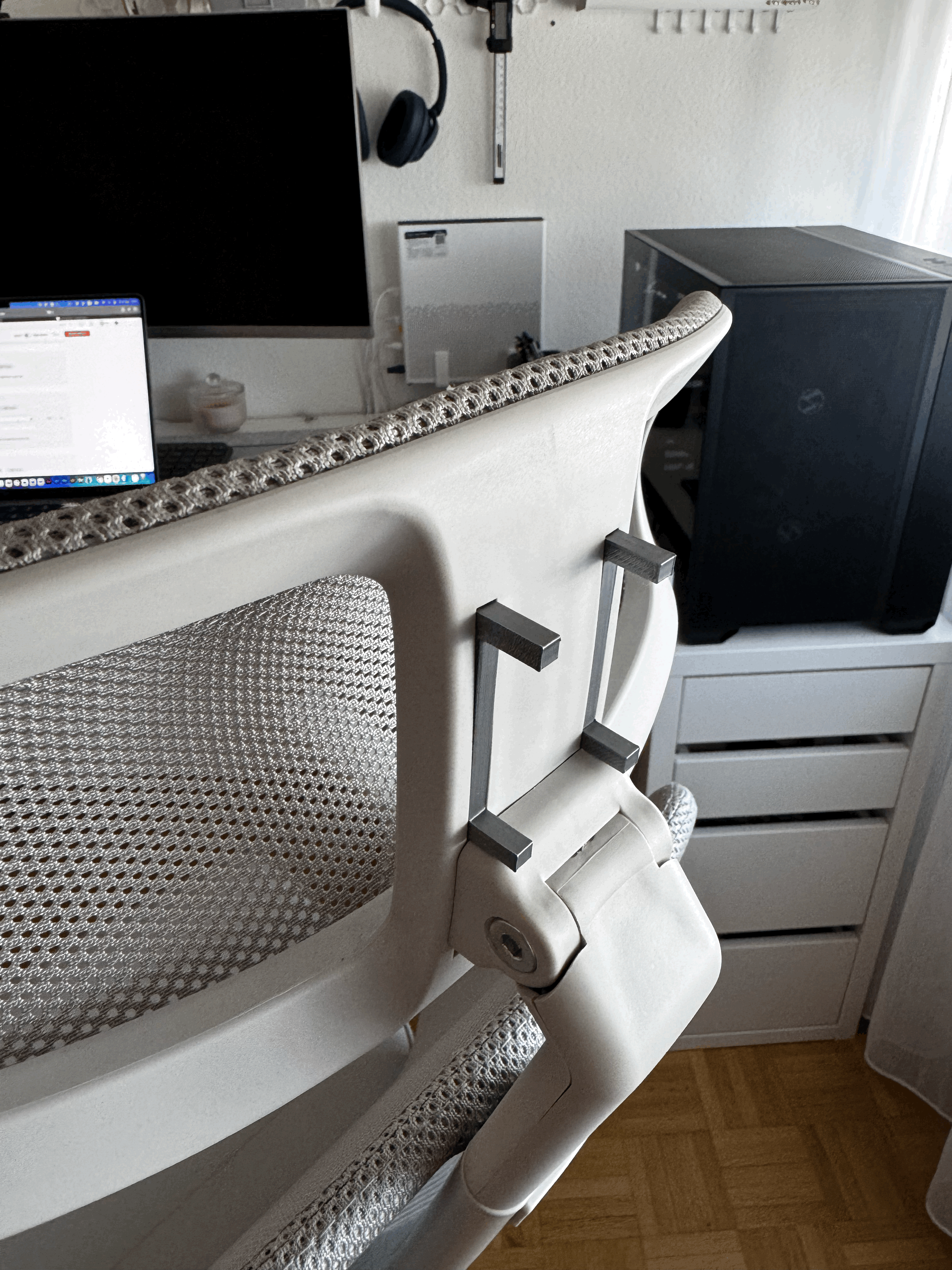 IKEA MATCHSPEL Headrest Lock