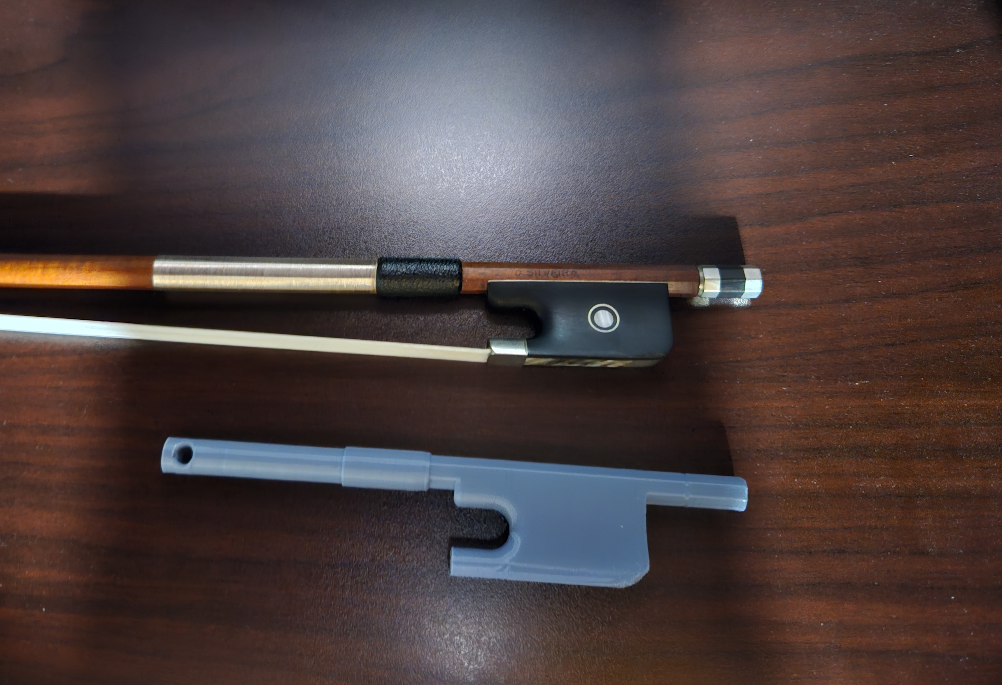 Violin/Viola Bow Keychain Fidget — miniatura 2