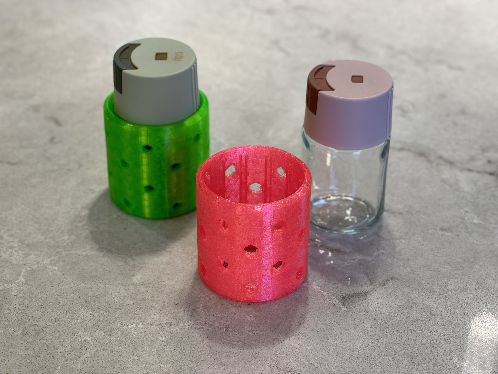 Protective glass spice jar sleeve for kids