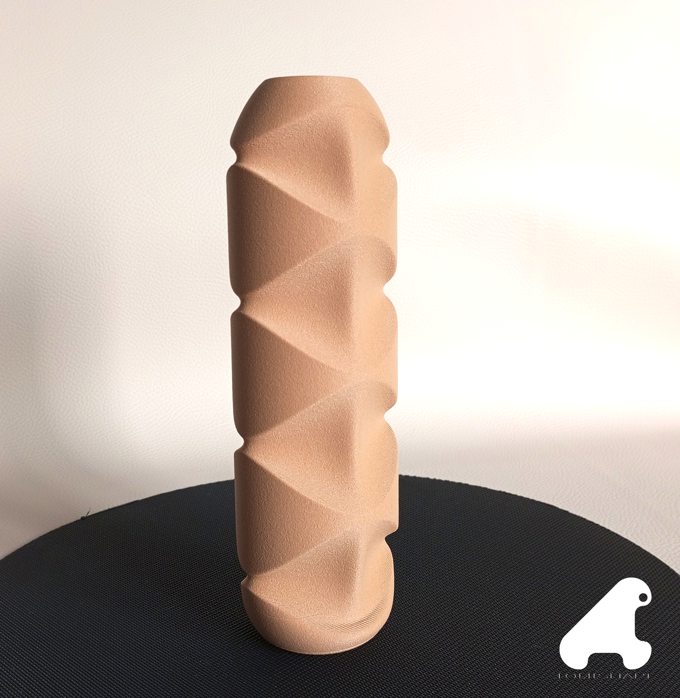 vase drapé droit