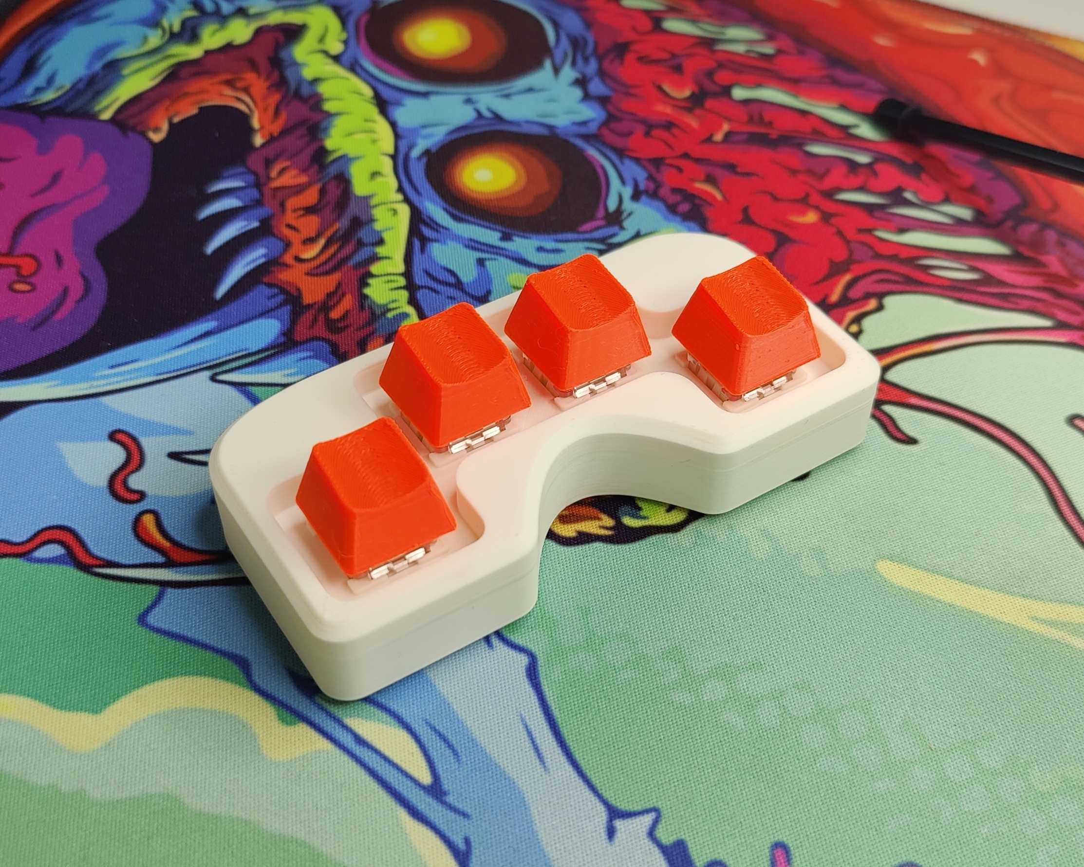 Mechanical key switch tester / fidget toy