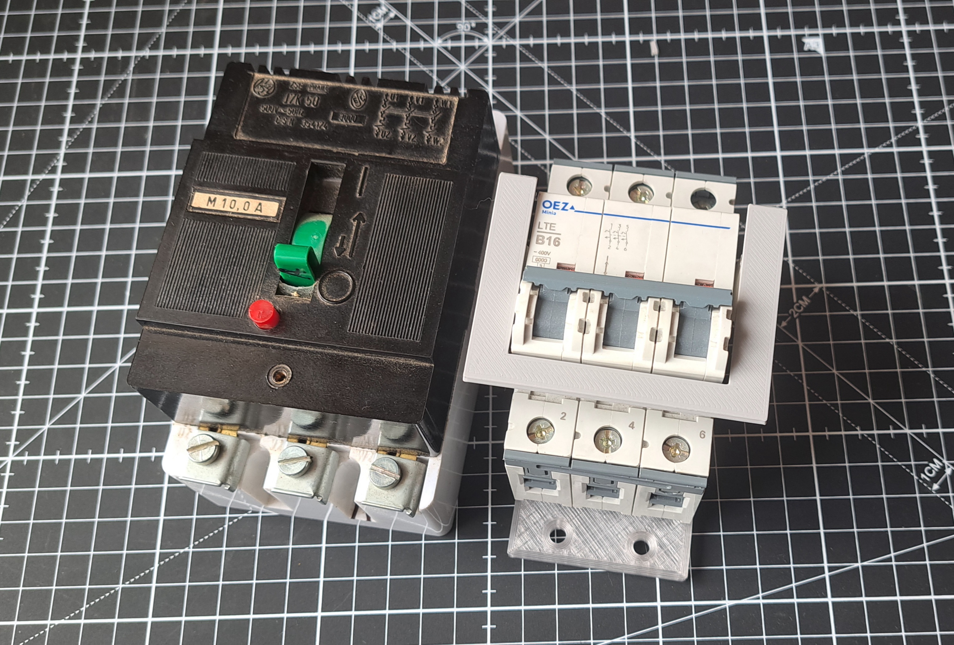 Adapter from J7K50 to the new 3F circuit breaker