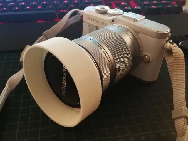 Diffusing lens hood for Olympus 40-150mm