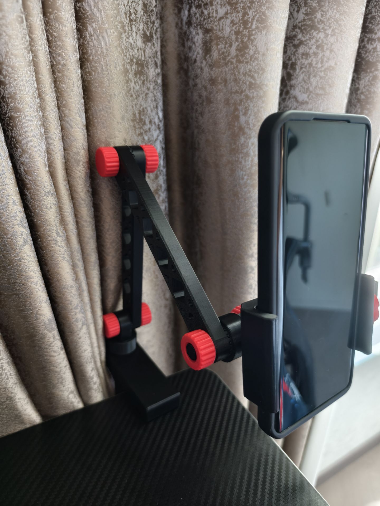 万向手机支架Universal phone support