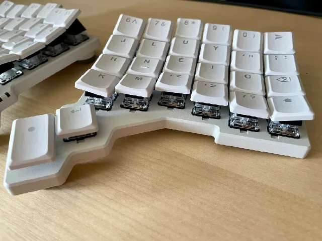 Voyager keywell adapters
