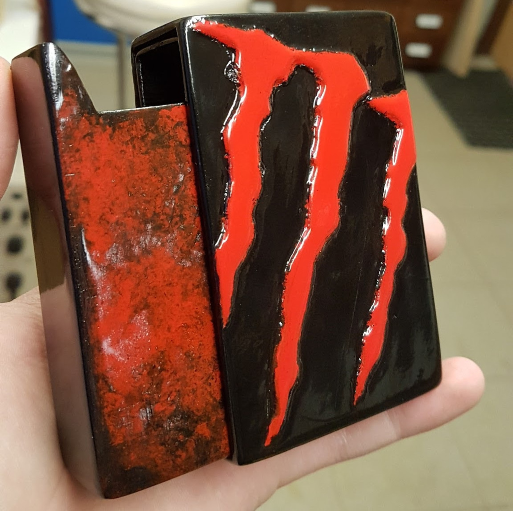 Miniatura 2 do modelo 3D Slide to open cigarette box