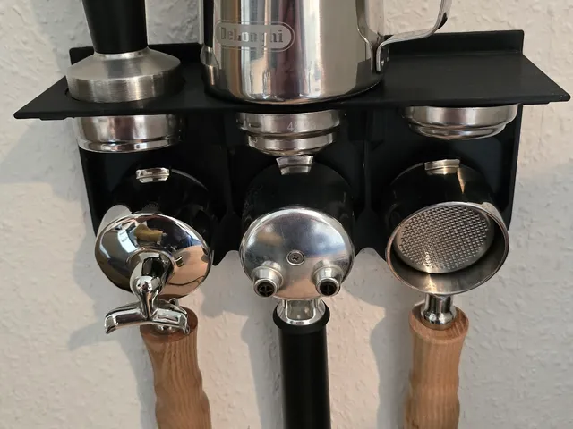 Portafilter wall mount DeLonghi Dedica