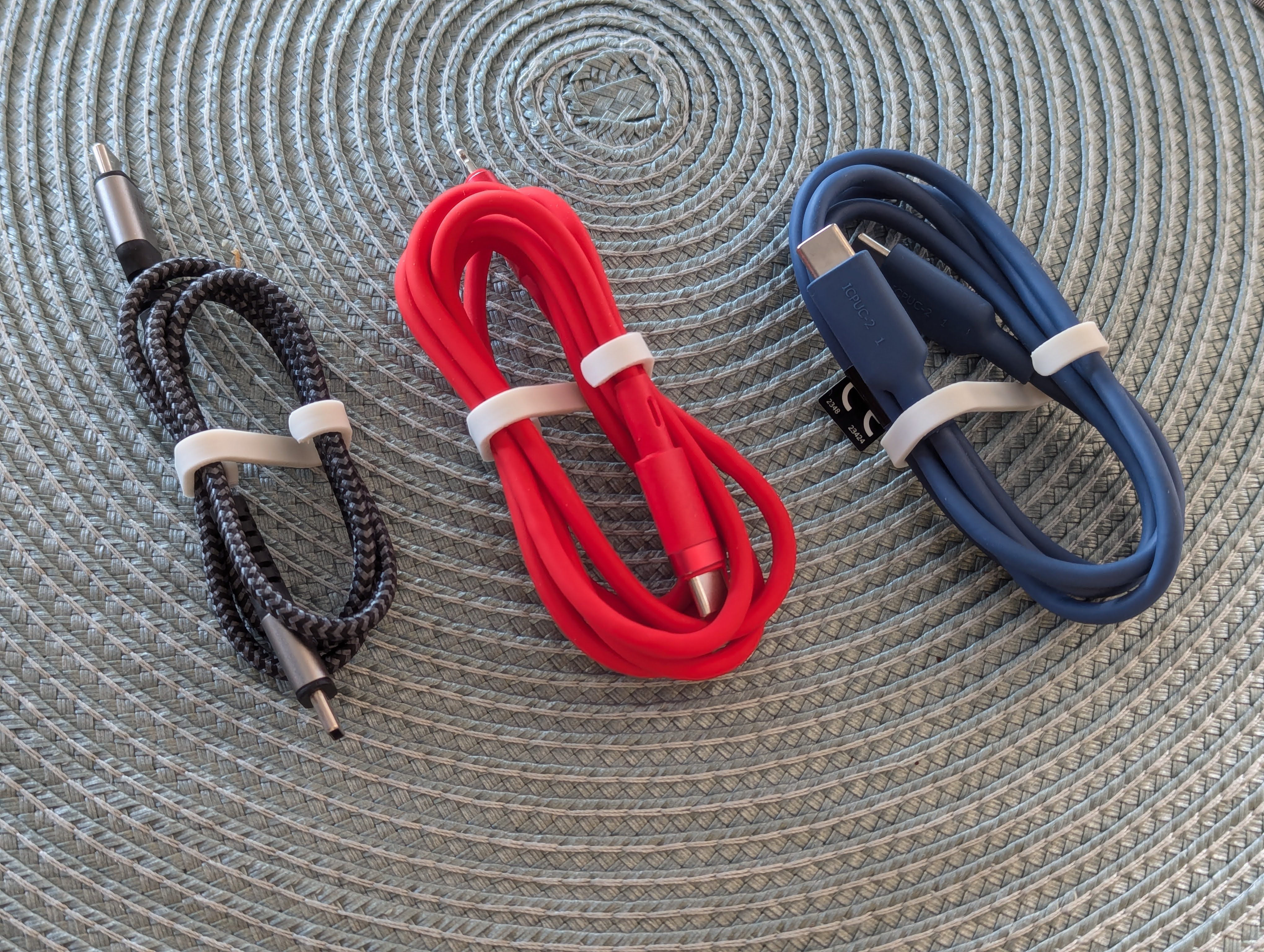 Miniatura 5 do modelo 3D Cable holder clip