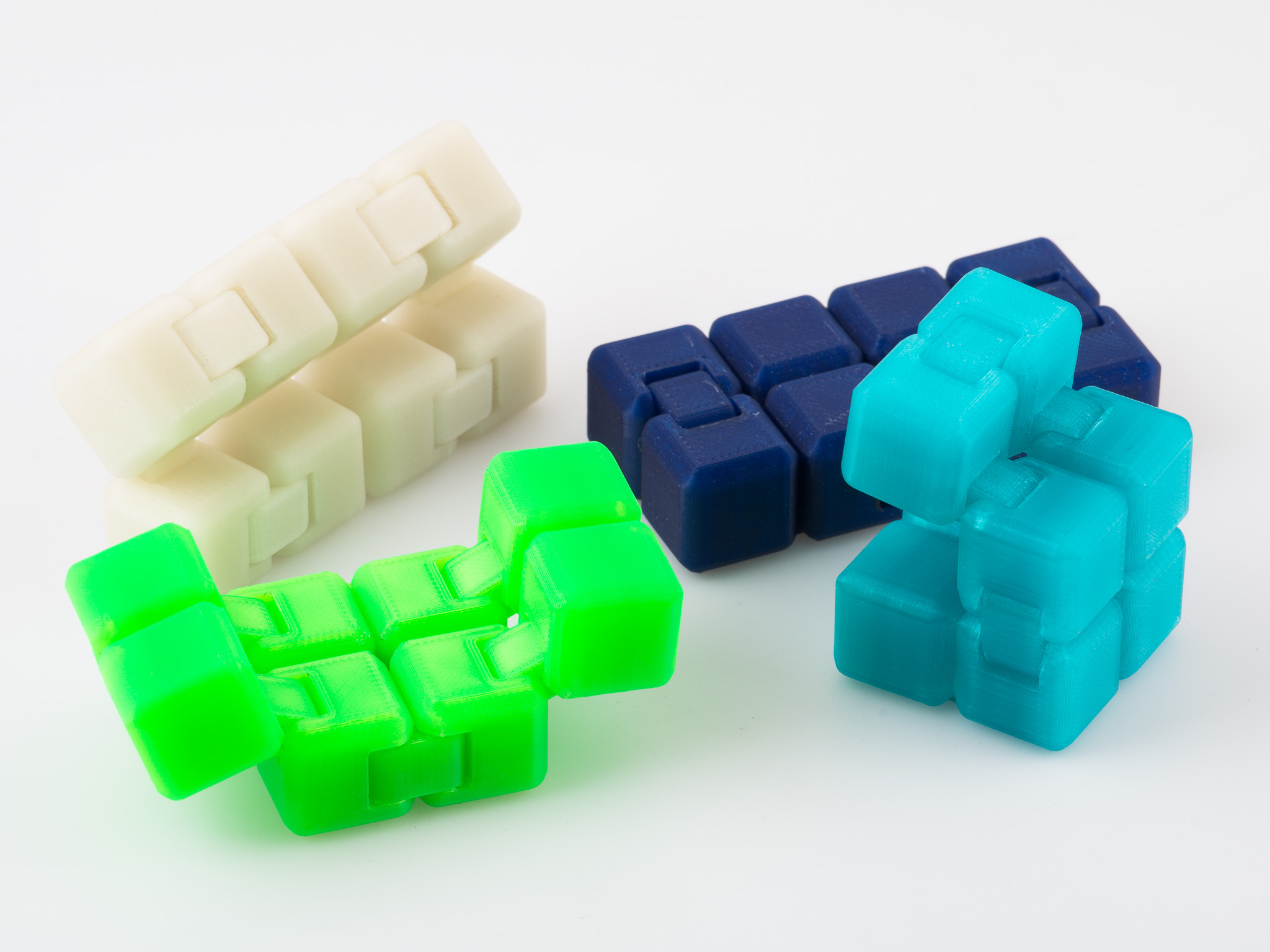 infinite.cube.cura