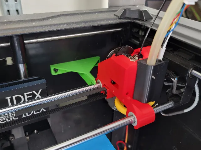 Tool parking levers for Magnetic IDEX 3D Printer