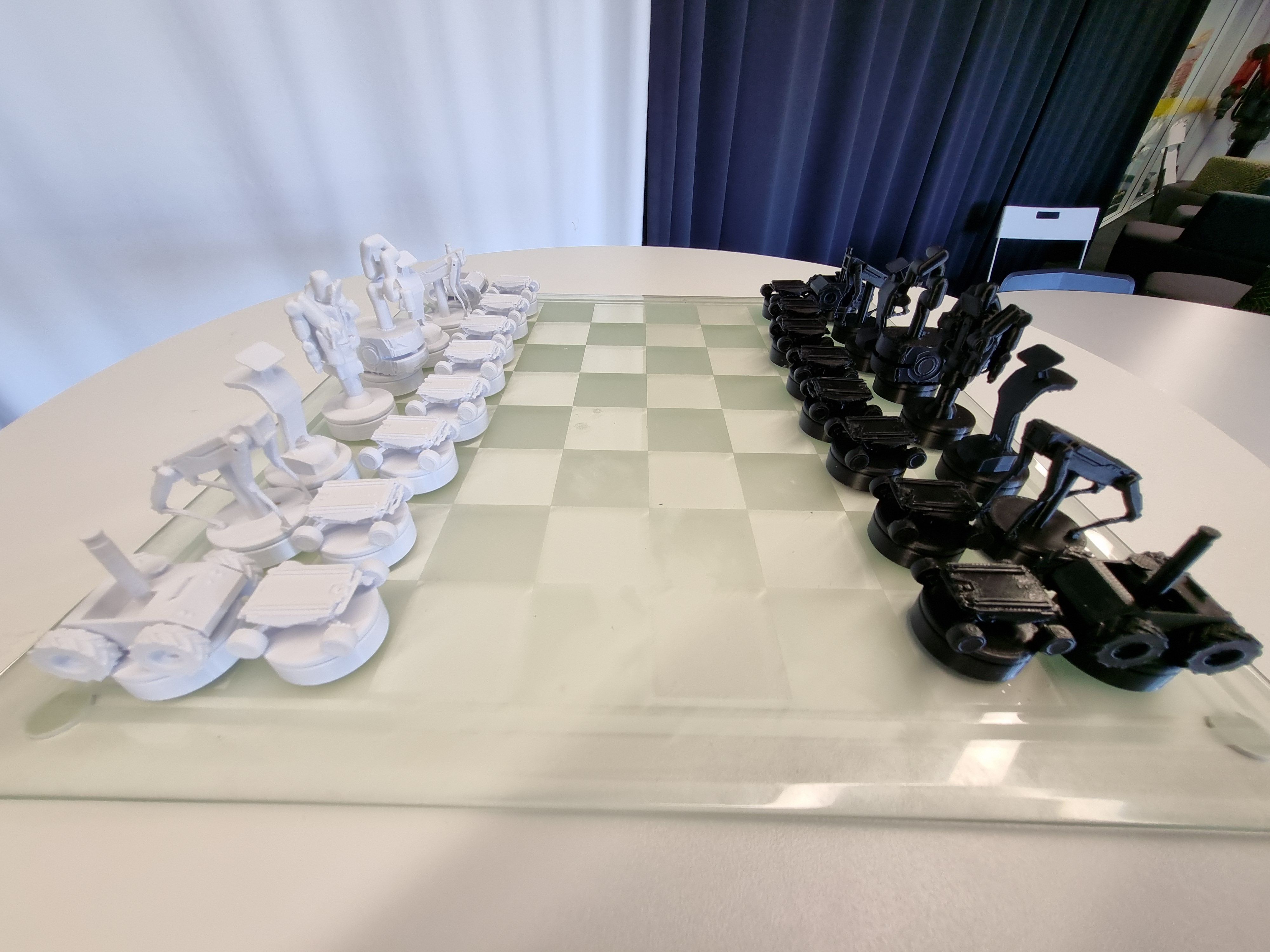 Miniatura 2 do modelo 3D Robot Chess Set