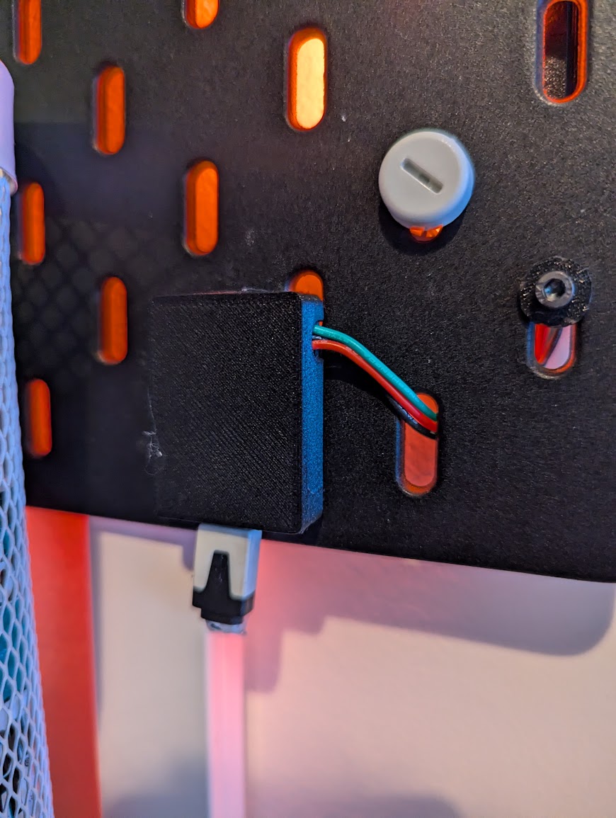 Ikea Skadis d1mini case