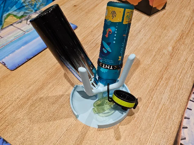 Water bottle drying rack