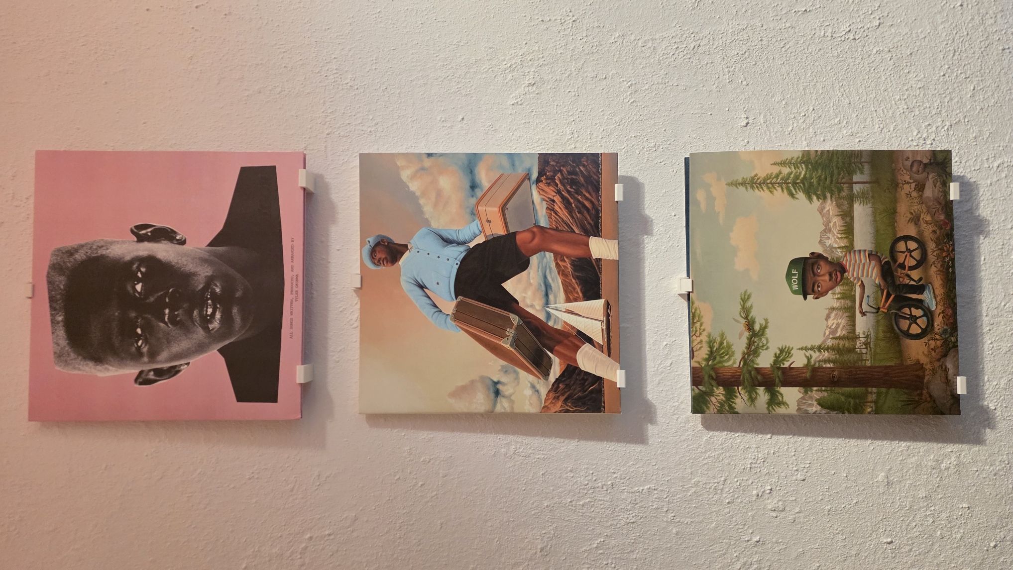 mural vinyl holder