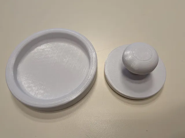 mini Pizzateigpresse /  mini pizza dough press