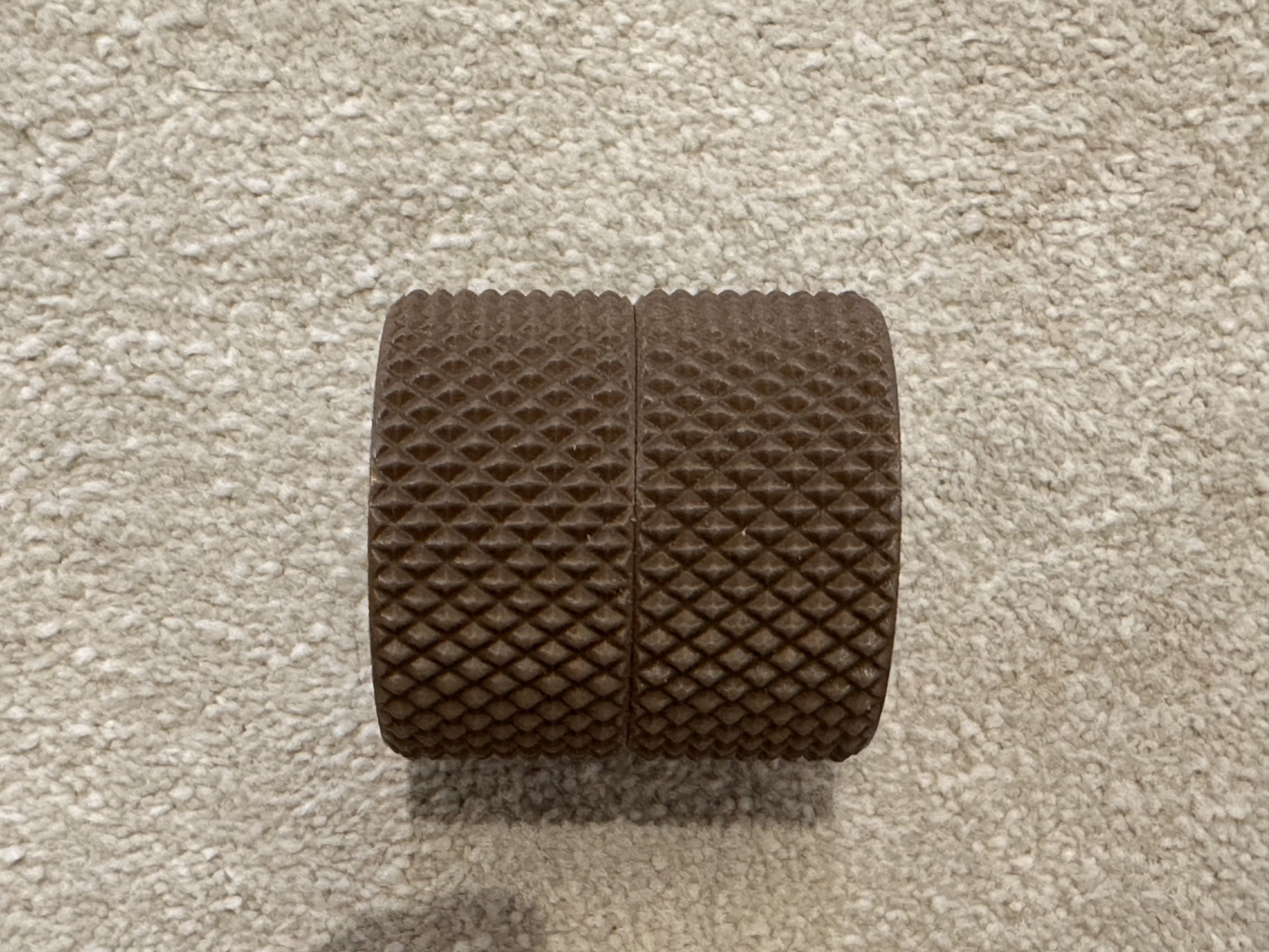 Miniatura 2 do modelo 3D Louis Vuitton Threaded Container