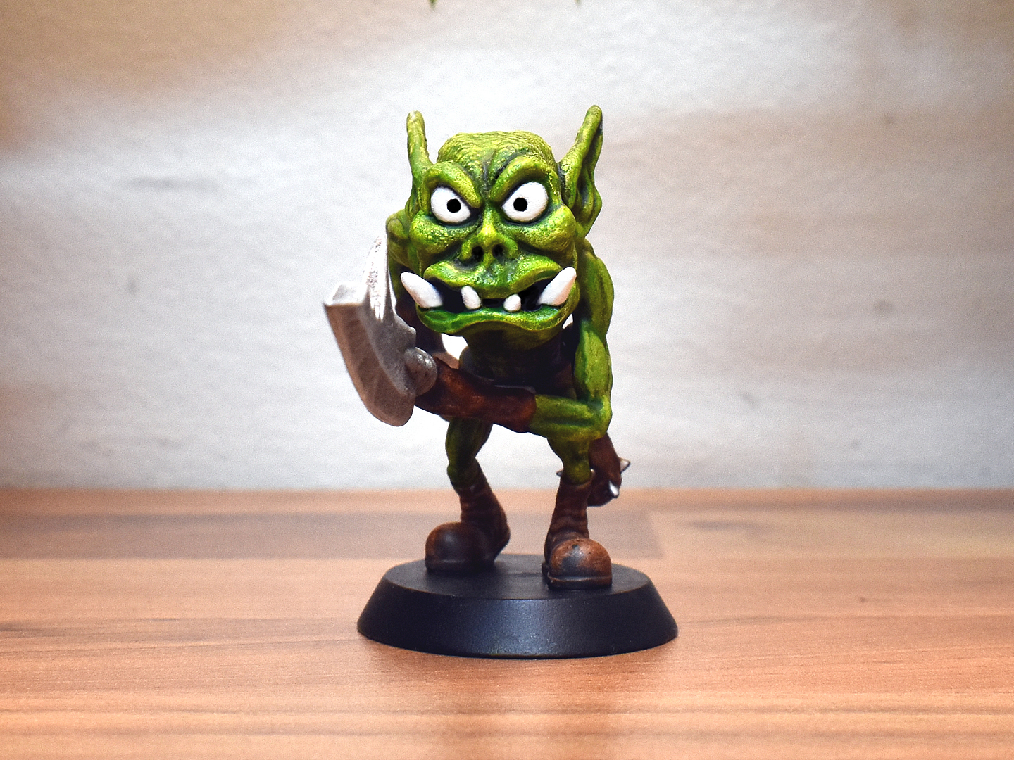 Orc - Vogland Hookaxe - Snorg – 28mm Fantasy Miniature (Presupported + Unsupported)