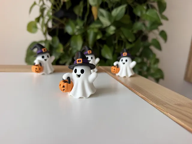 Halloween Ghost with Pumpkin