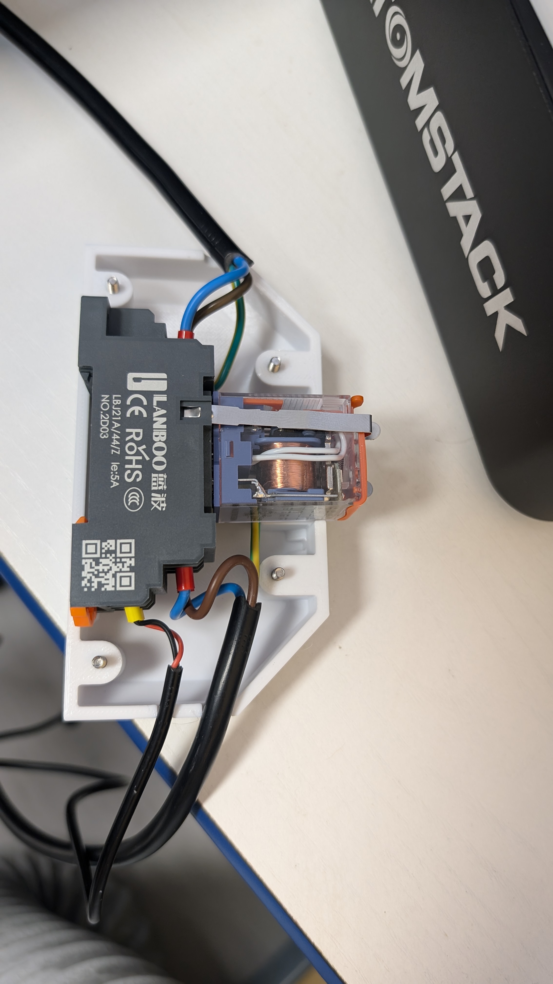 Boitier relais 24V DC 4NO-4NC