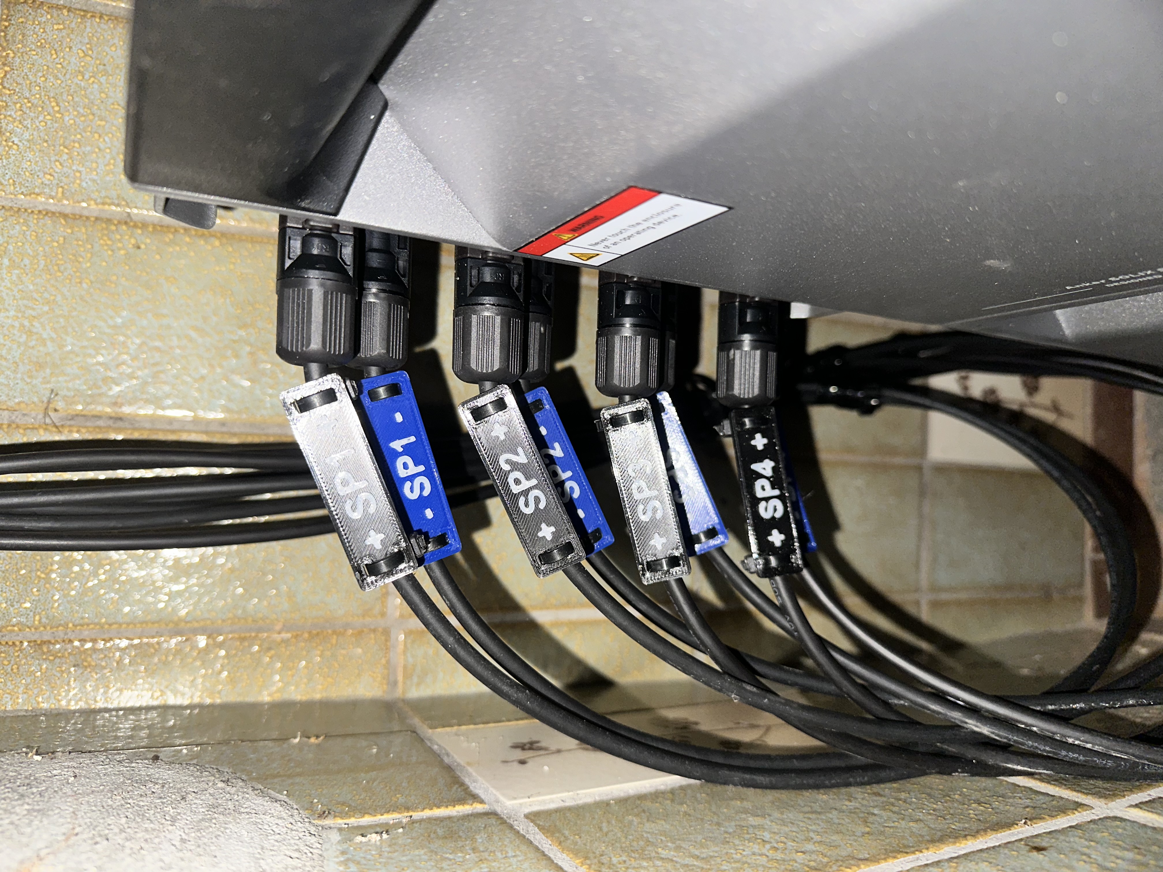 Anker Solix 2 3 PRO SOLARSPEICHER cable tags parametric 8 Panels
