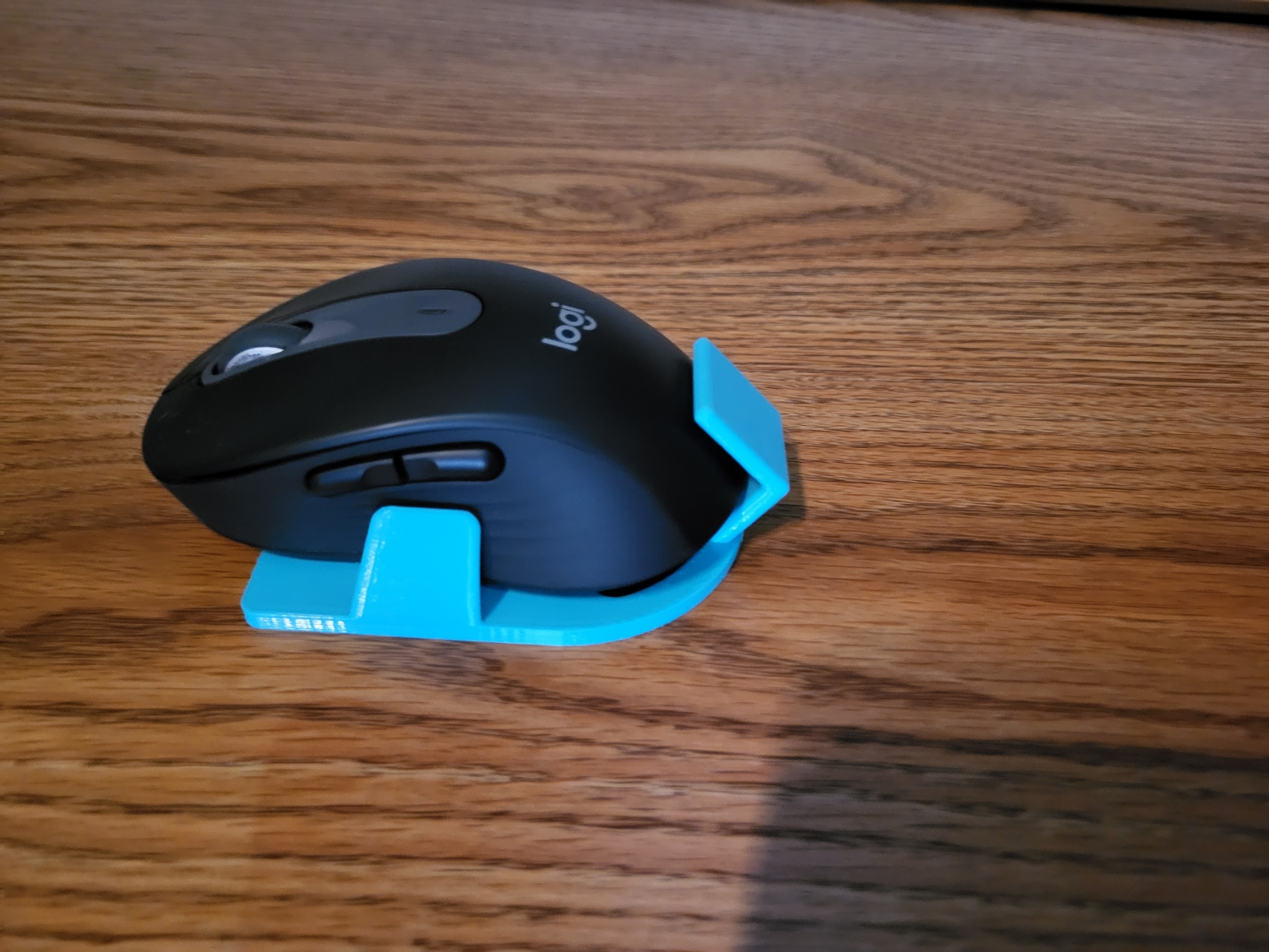 M650 (small - medium size) Logic Mouse Wall mount