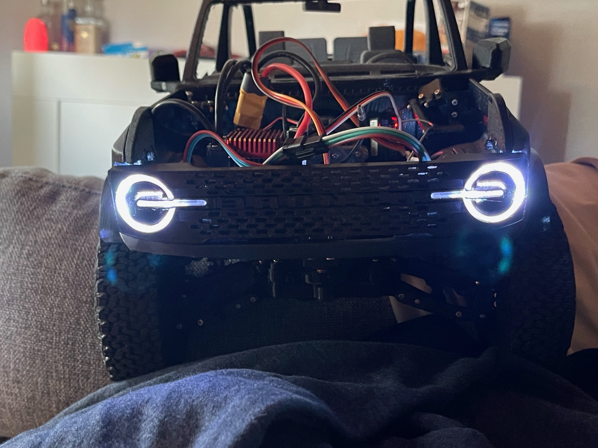 Working Headlights for 3ronco RC model
