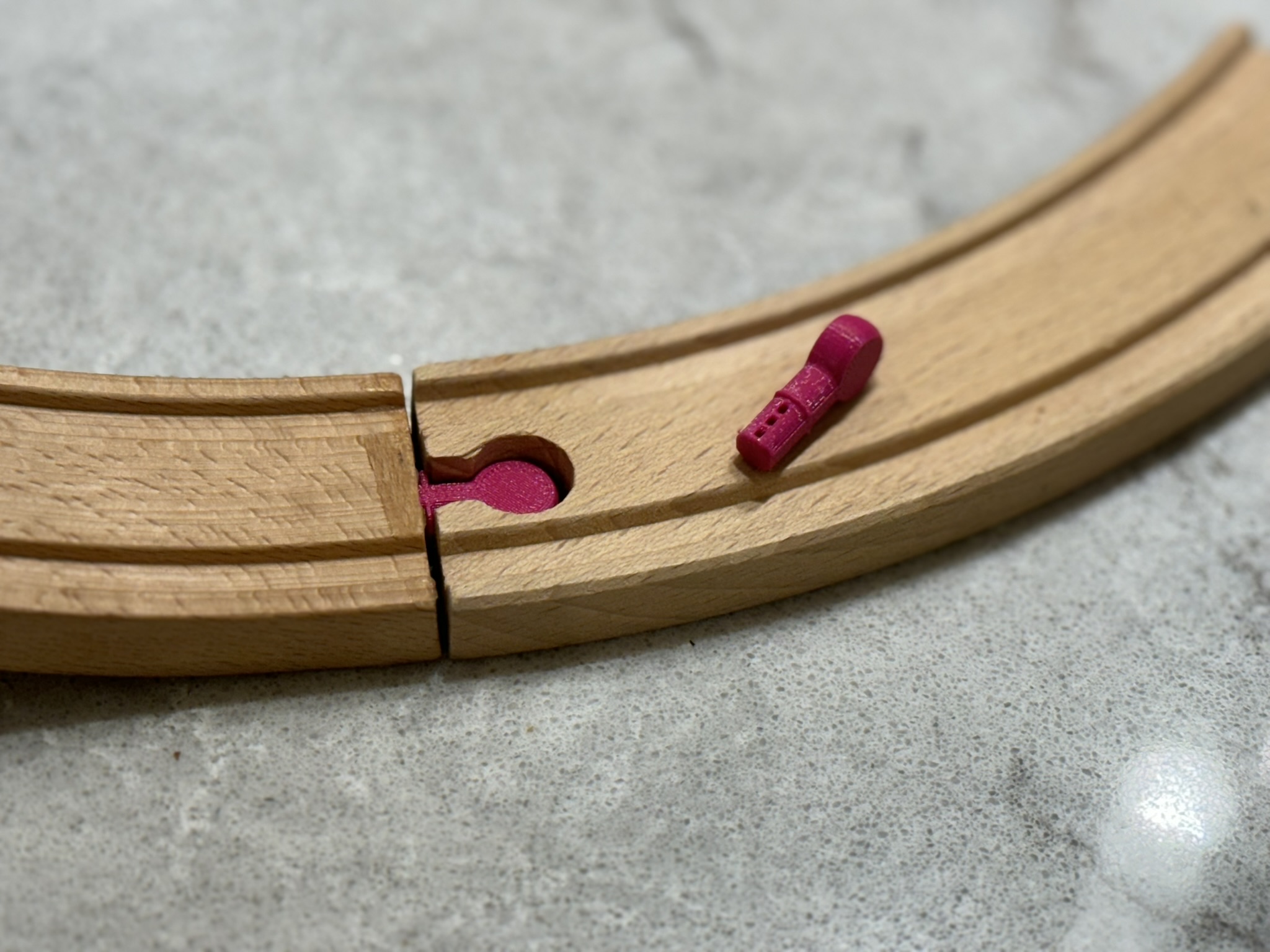 Replacement connector pin for toy train tracks