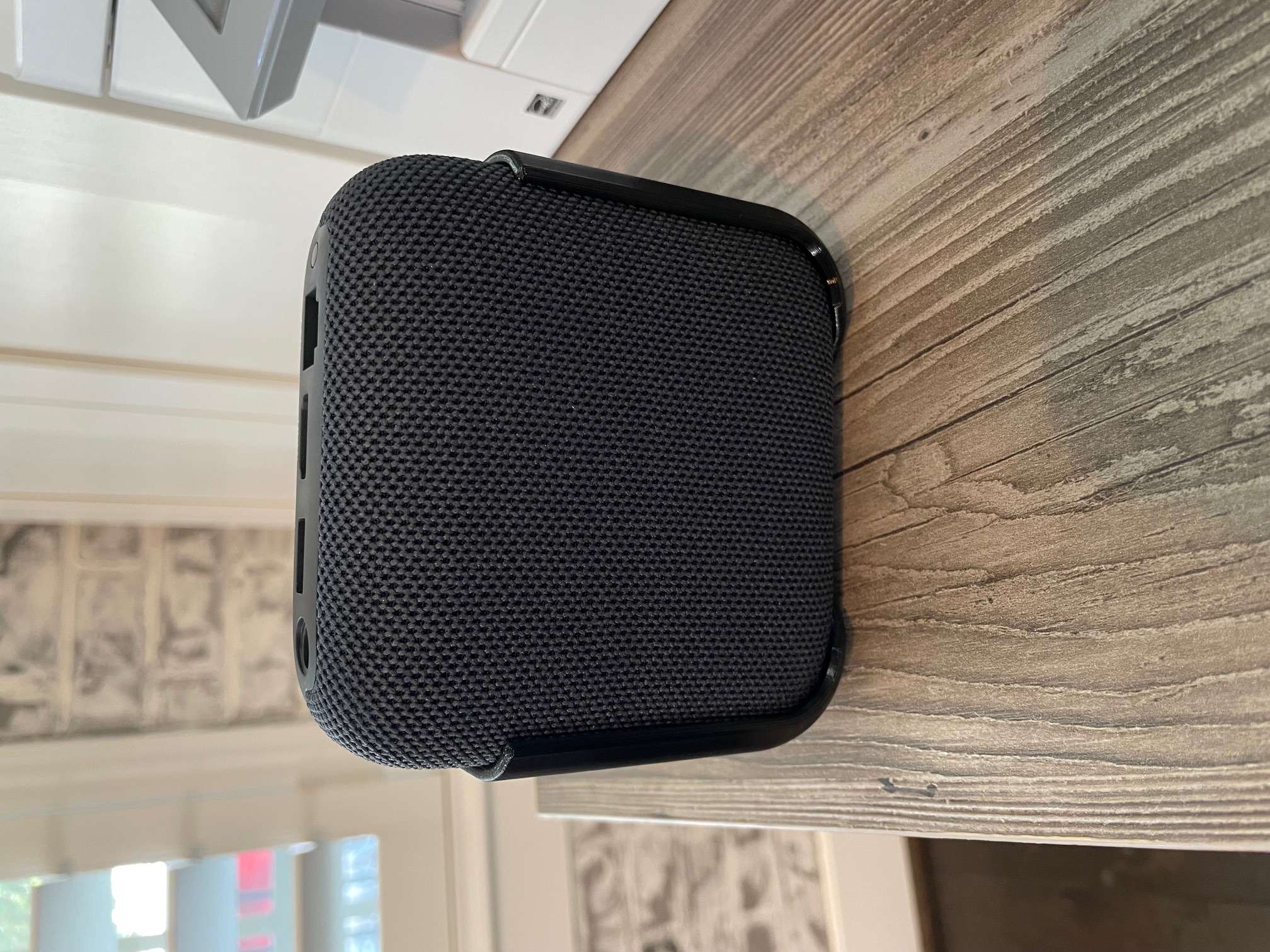 Onn 4K Pro Streaming Box Mount