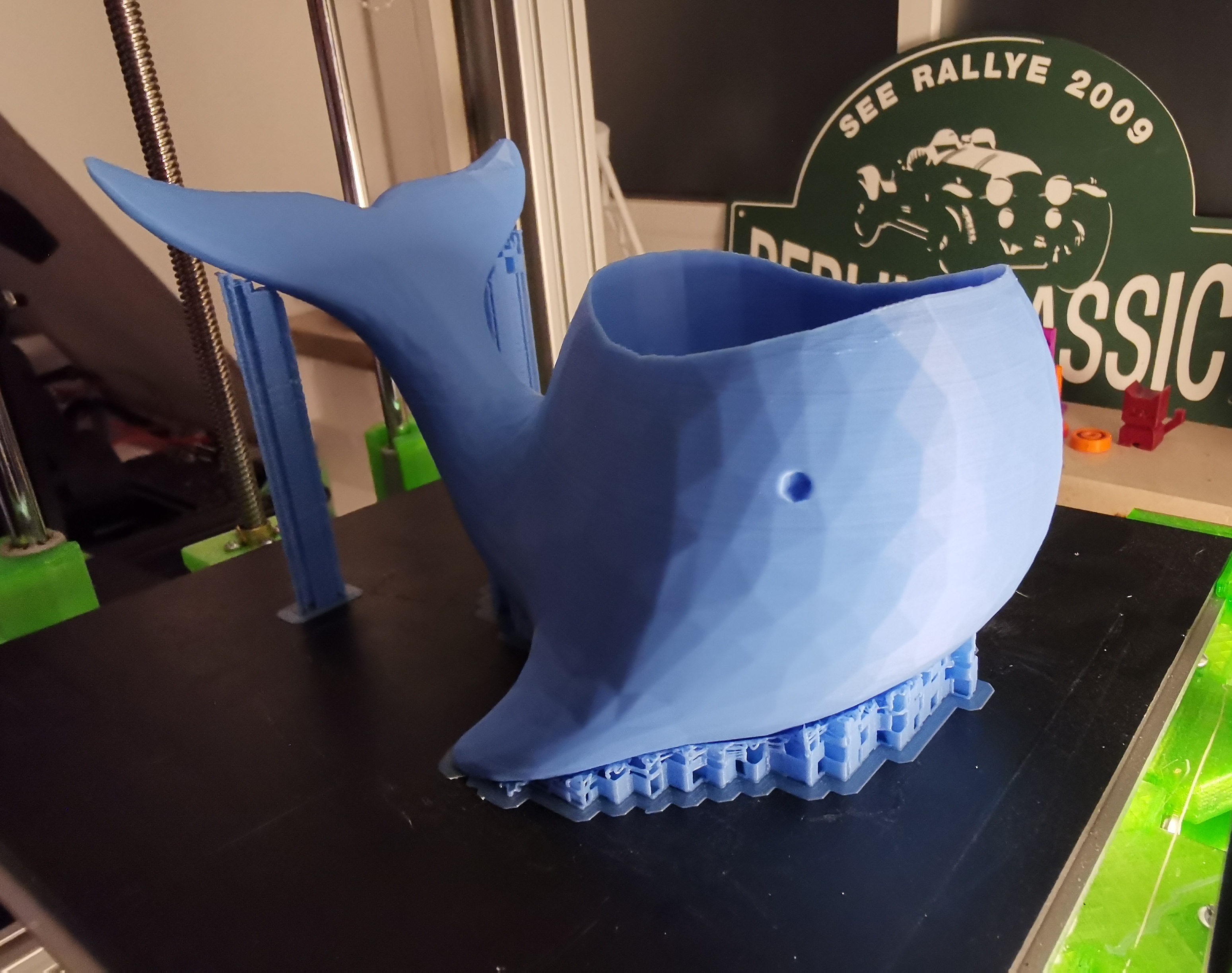 Pinksie the Whale - Flowerpot 65mm