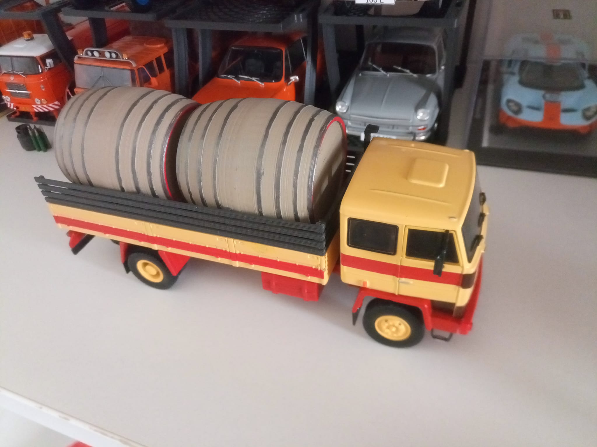 Wooden beer barrel for models 1:43