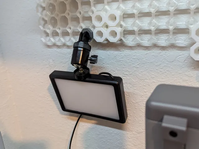 Light mount bolt