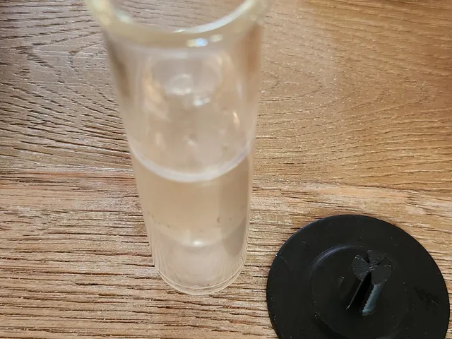 AirVape XS mini bong stand