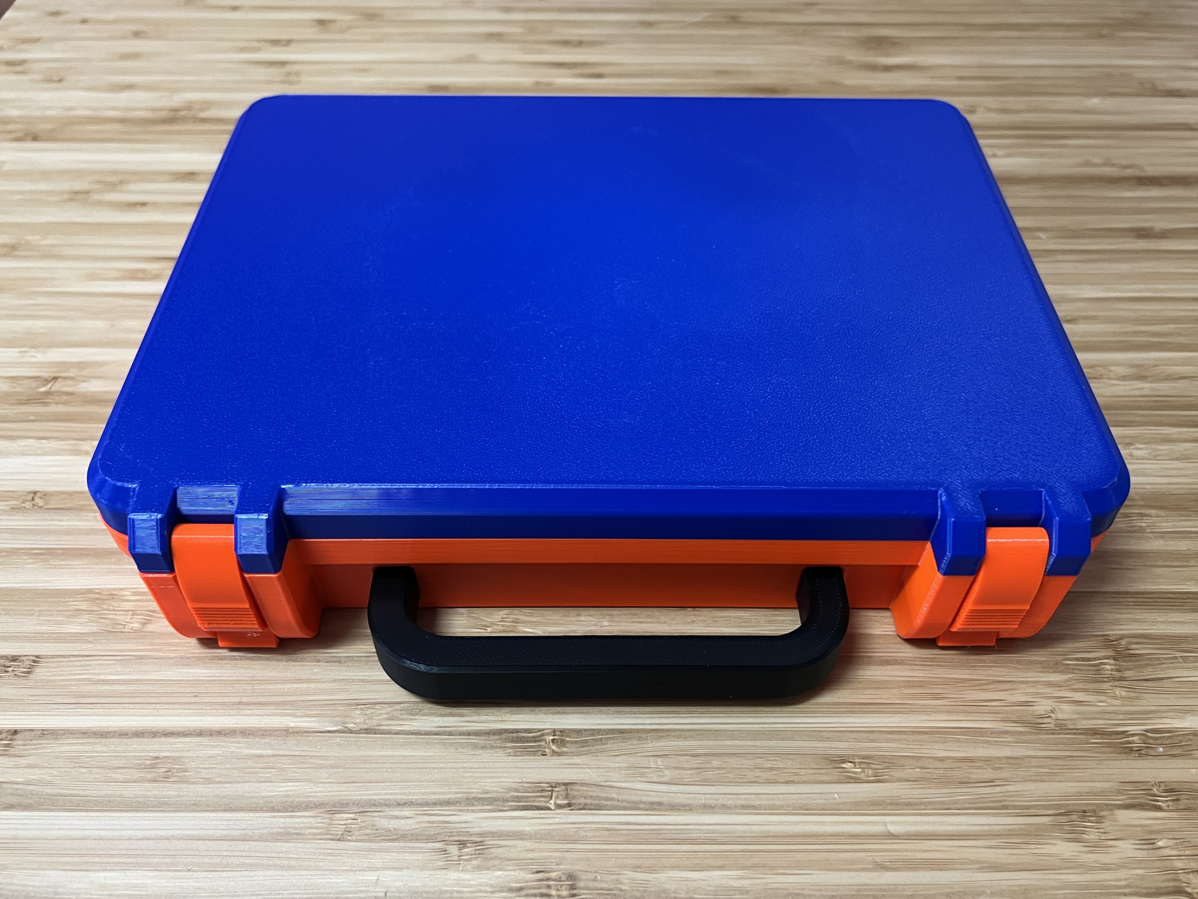 Miniatura 4 do modelo 3D Maker's Supply Grab Case