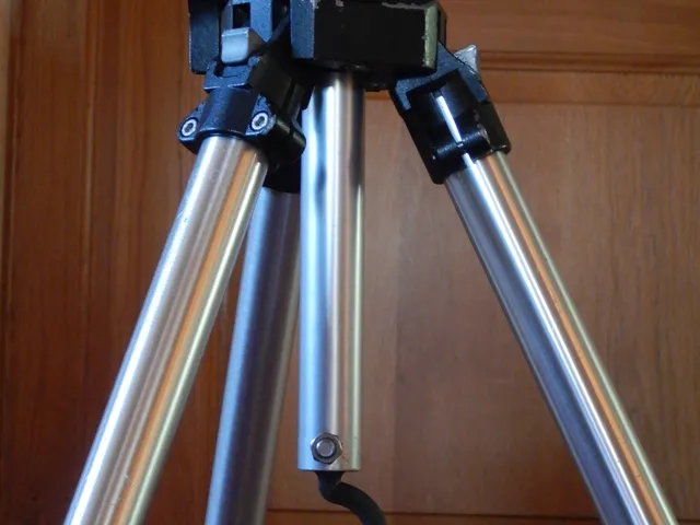 Manfrotto Stativ 055c Haken für Mittelsäule Manfrotto tripod 055c hook for short center column