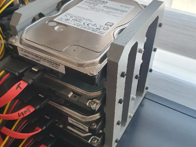 3.5" HDD Tower