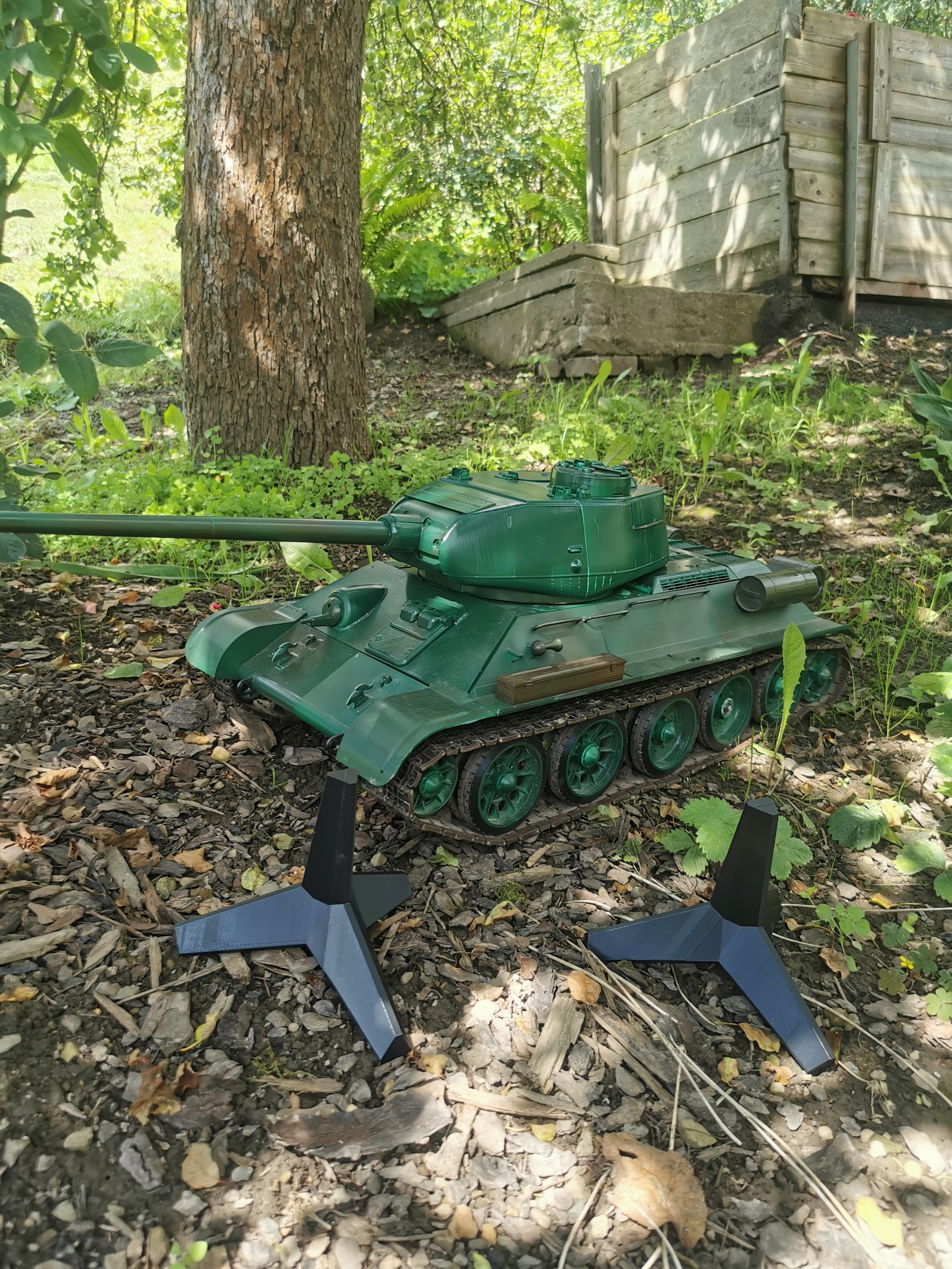Železobetonový ježek - protitanková zábrana / anti-tank defense
