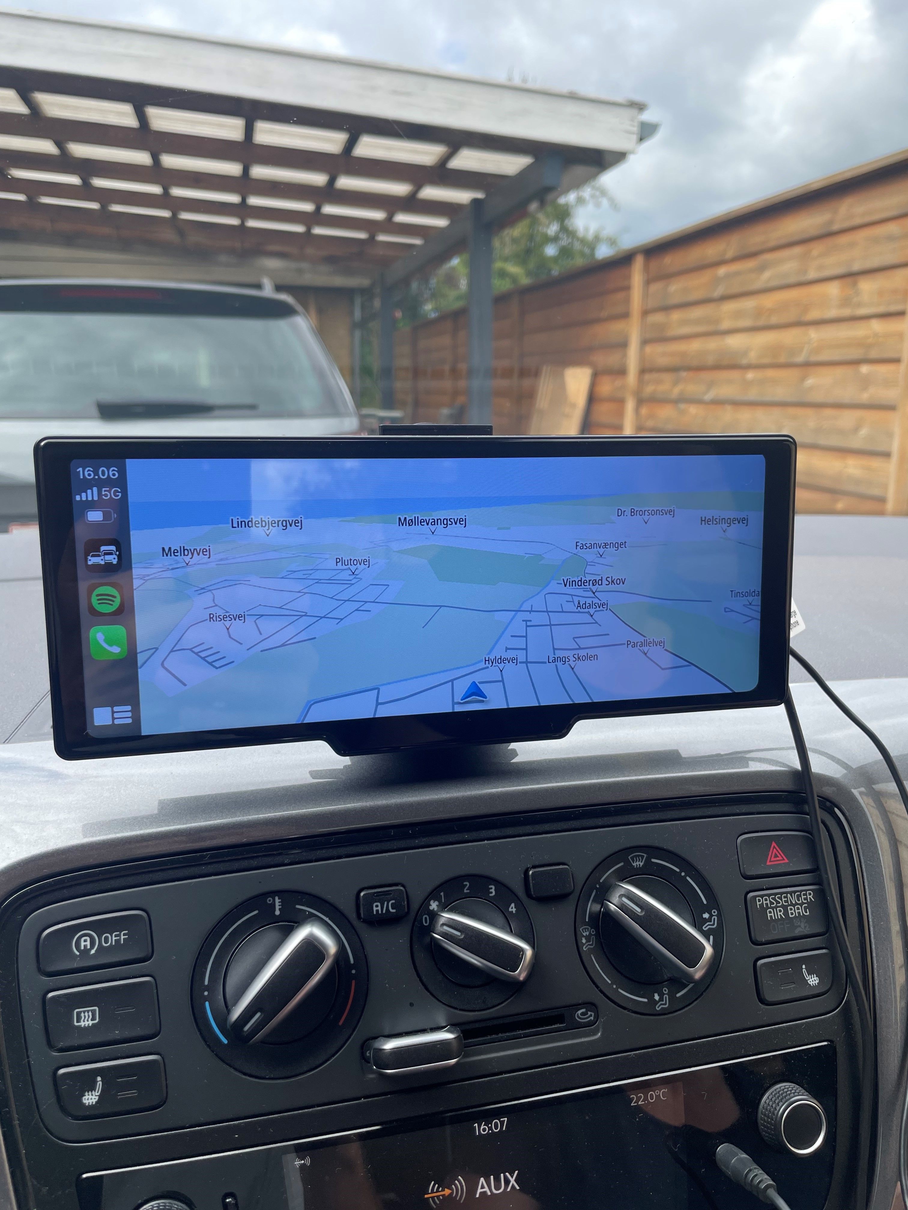 Cartablet adaptor for Seat mii, vw up, skoda citigo
