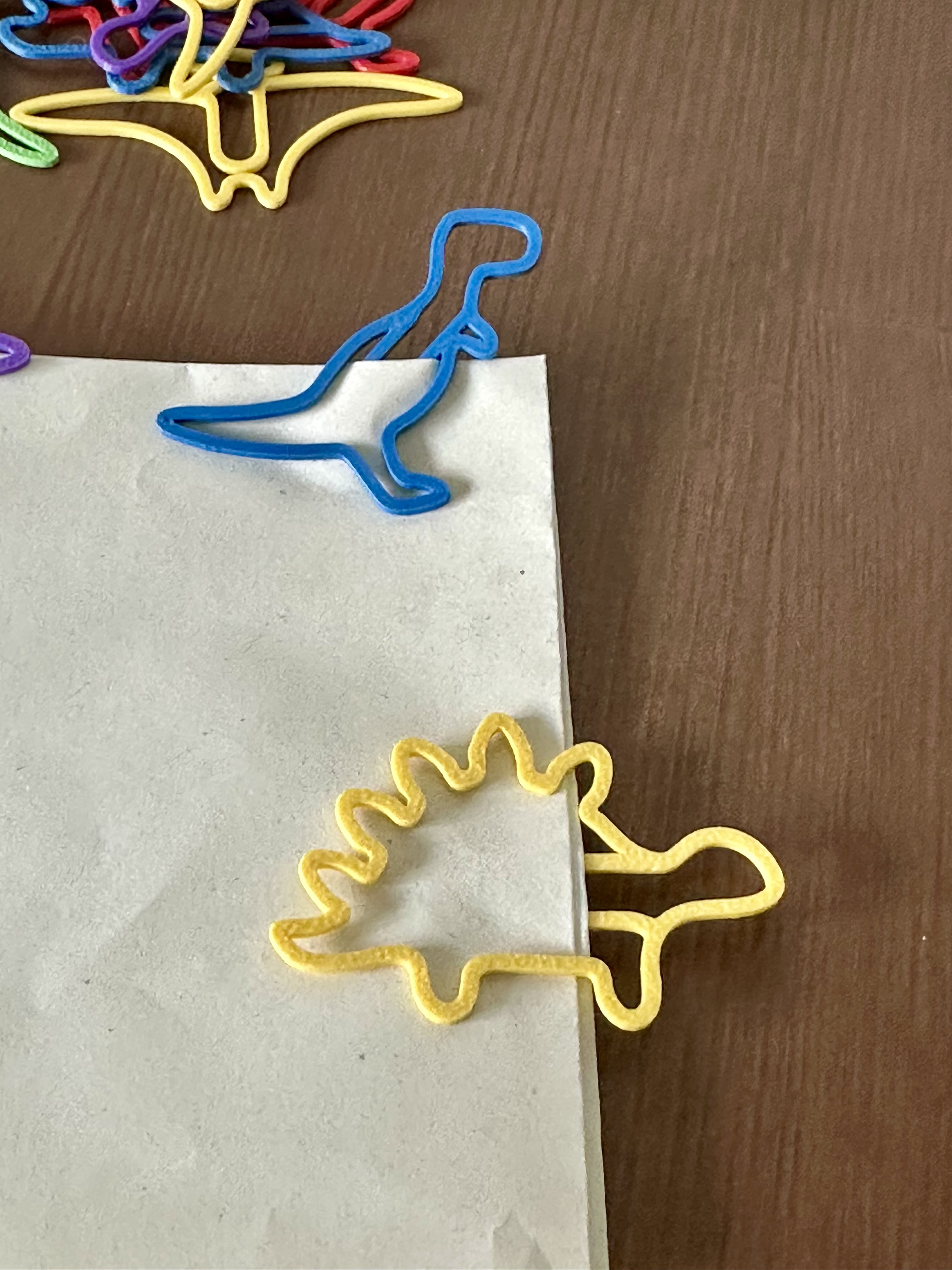 Miniatura 2 do modelo 3D Fun Dinosaur Paper Clips