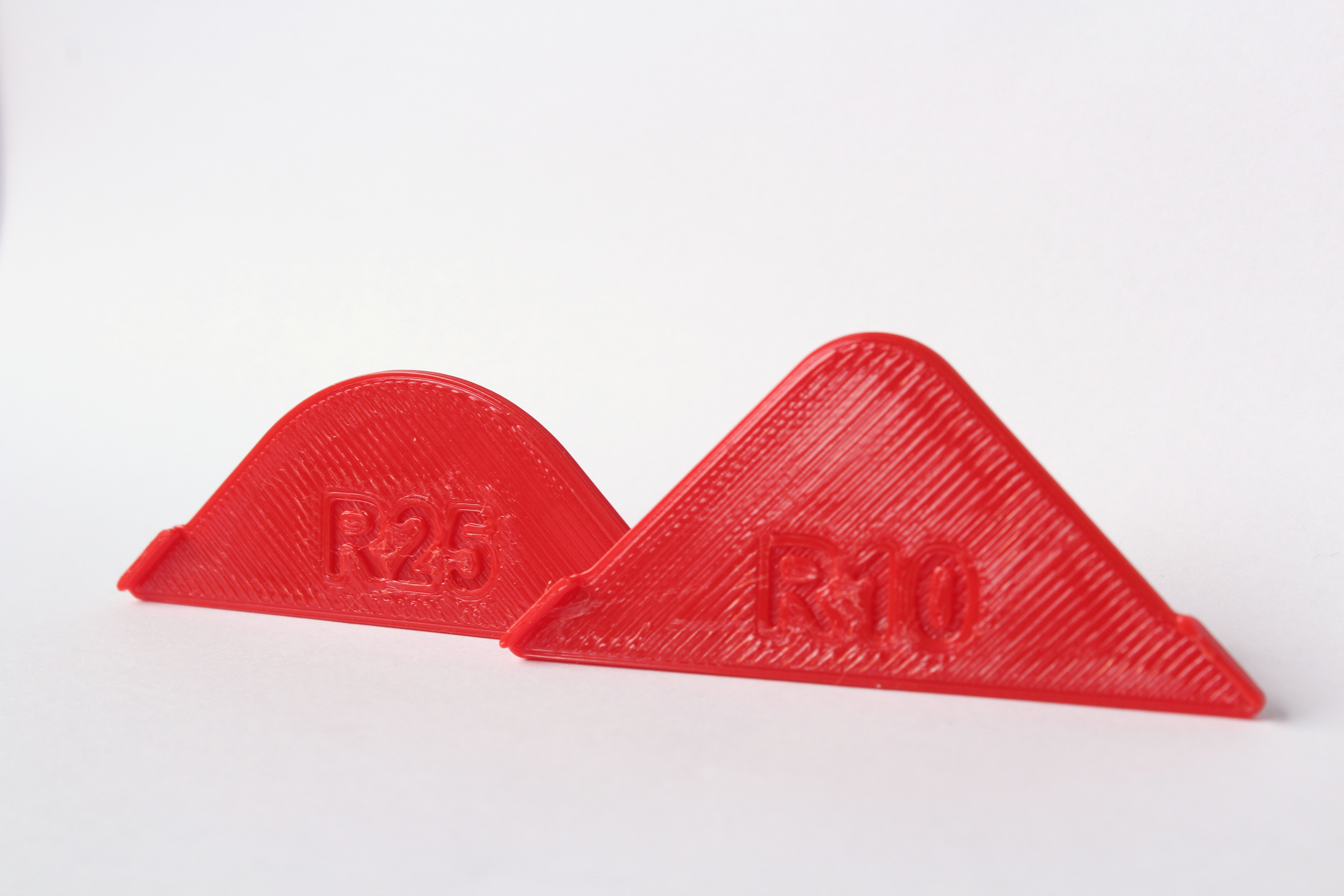 Simple corner rounding guide for paper (Parametric)