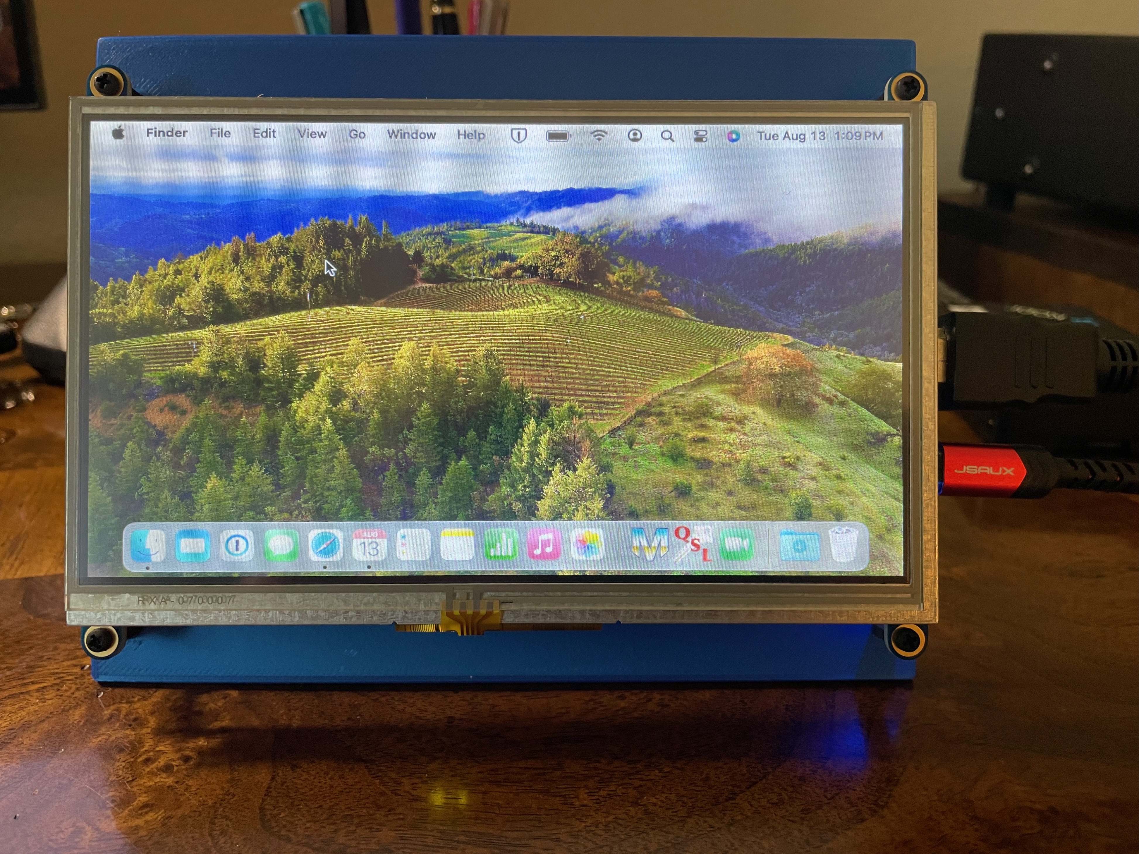 Stand for a 7" 800x480 display