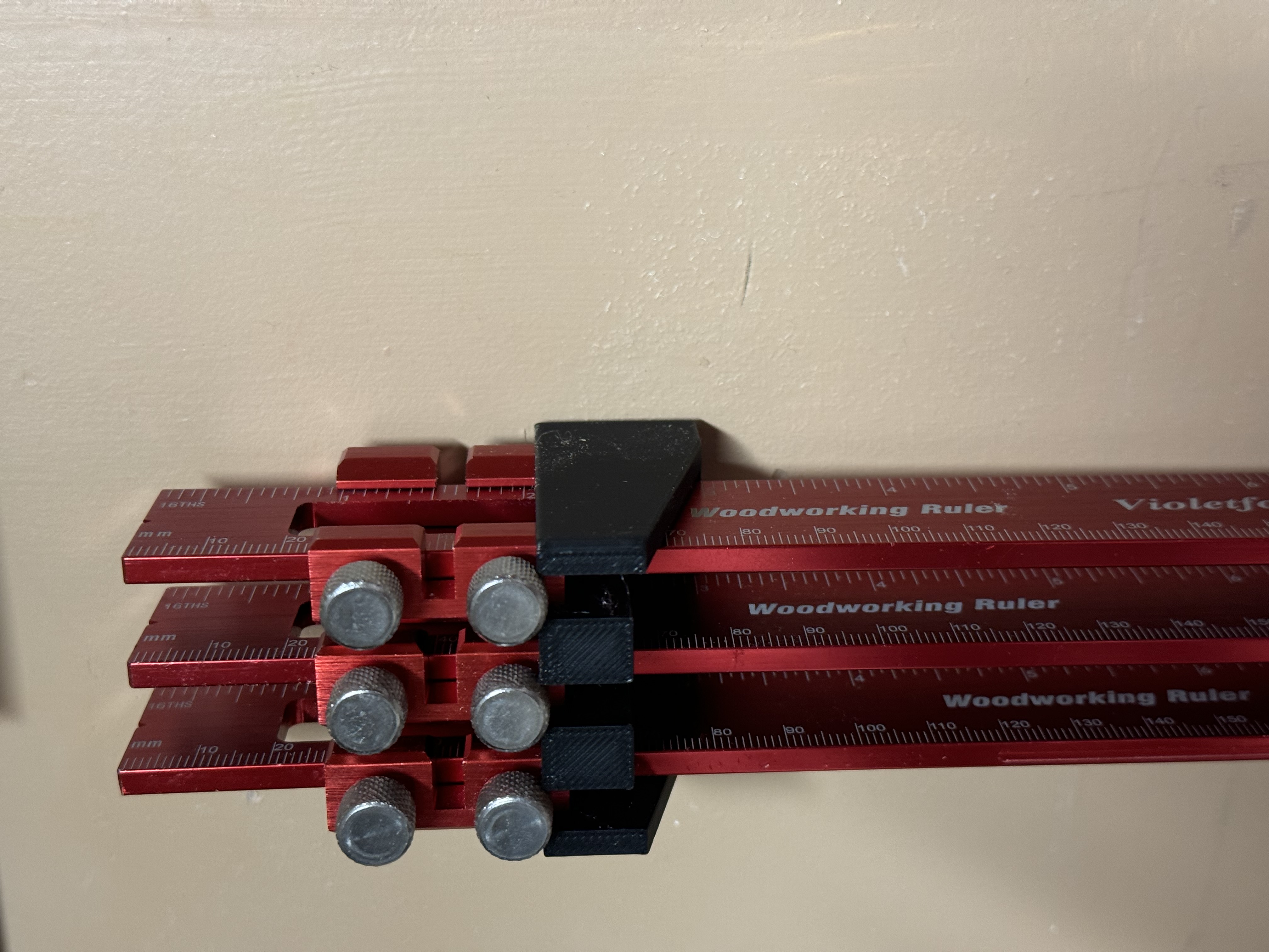 Woodworking ruler wall rack