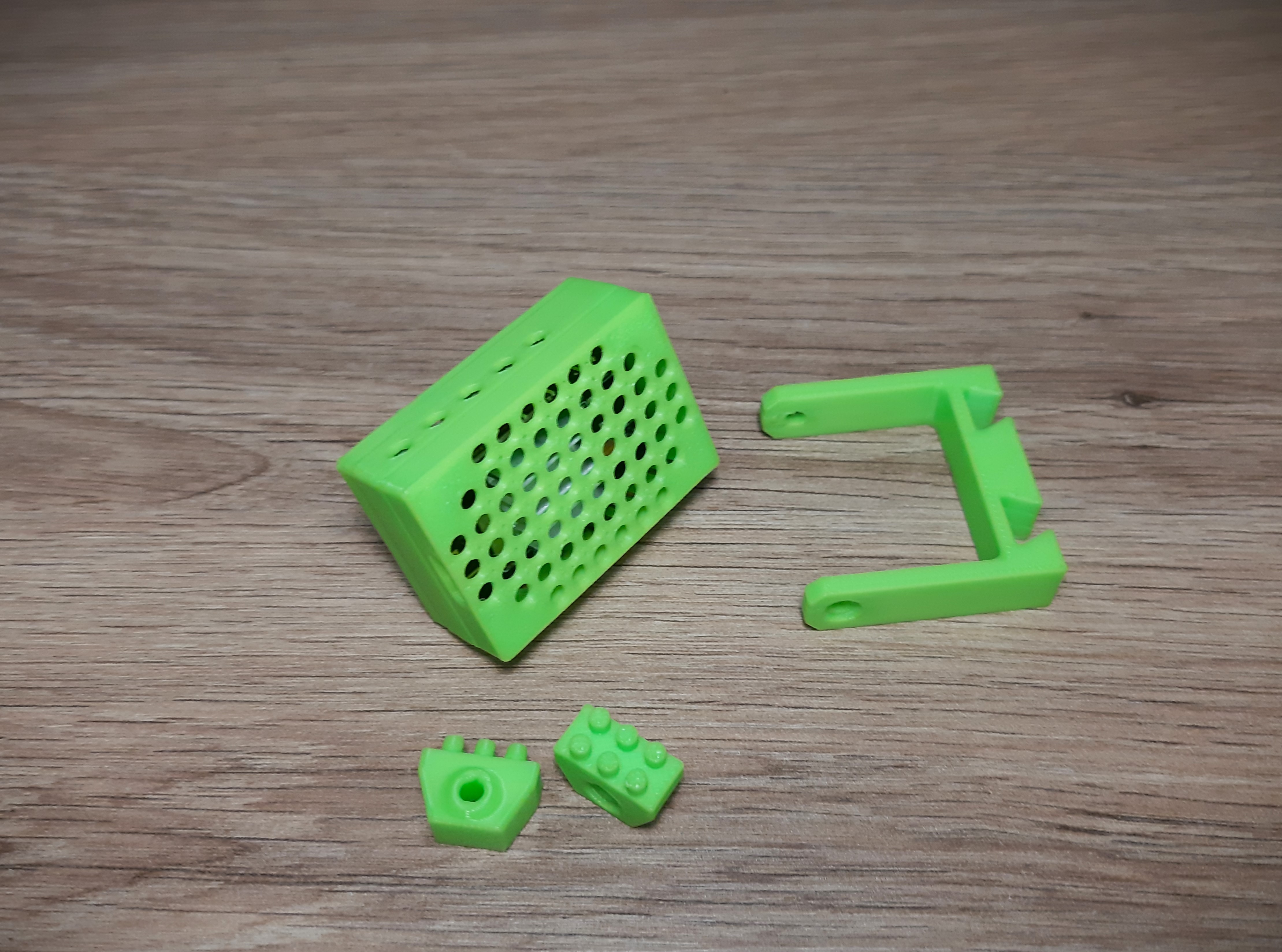 Miniatura 4 do modelo 3D Modular ESP32 CAM Case + Mount