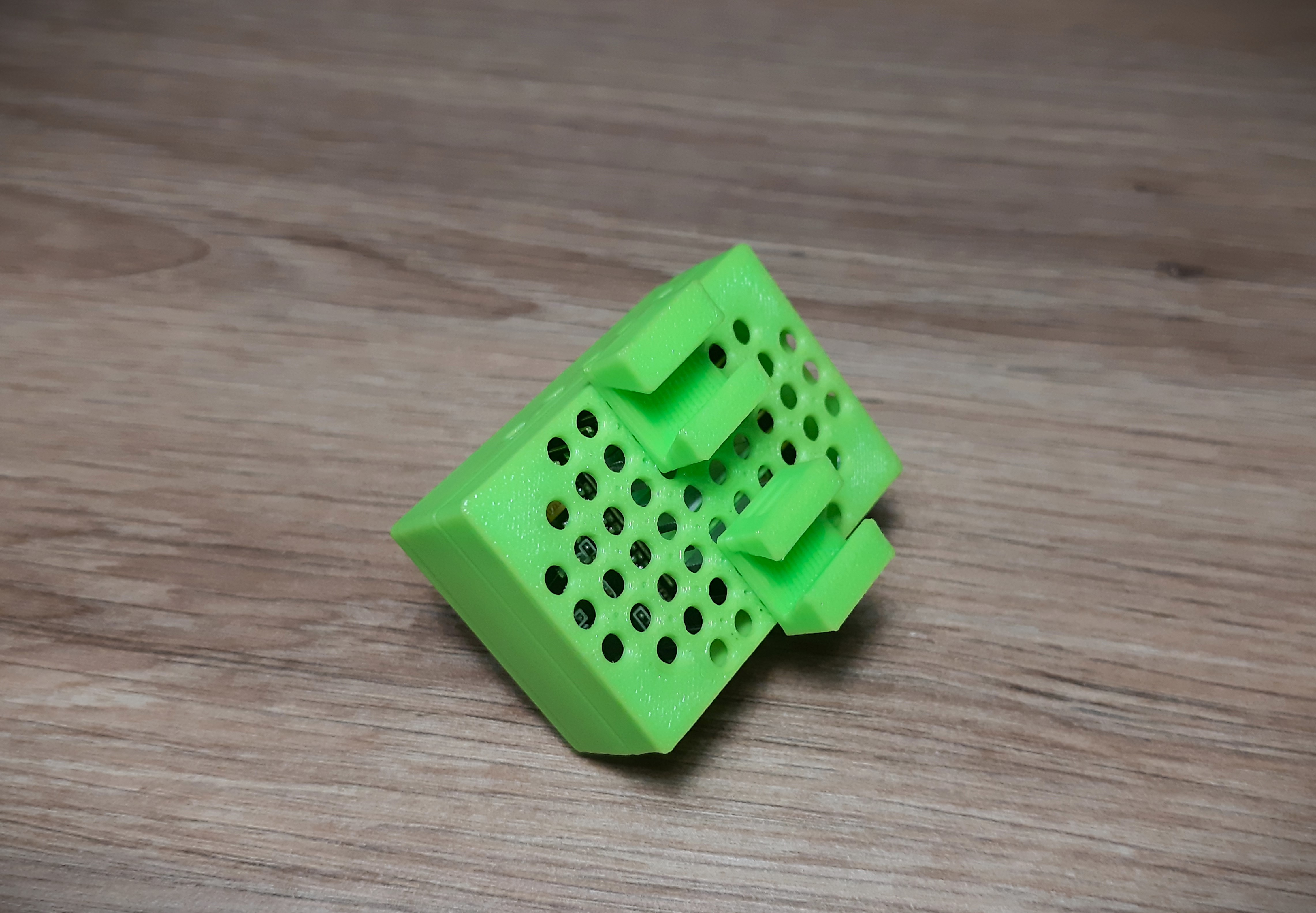 Miniatura 9 do modelo 3D Modular ESP32 CAM Case + Mount