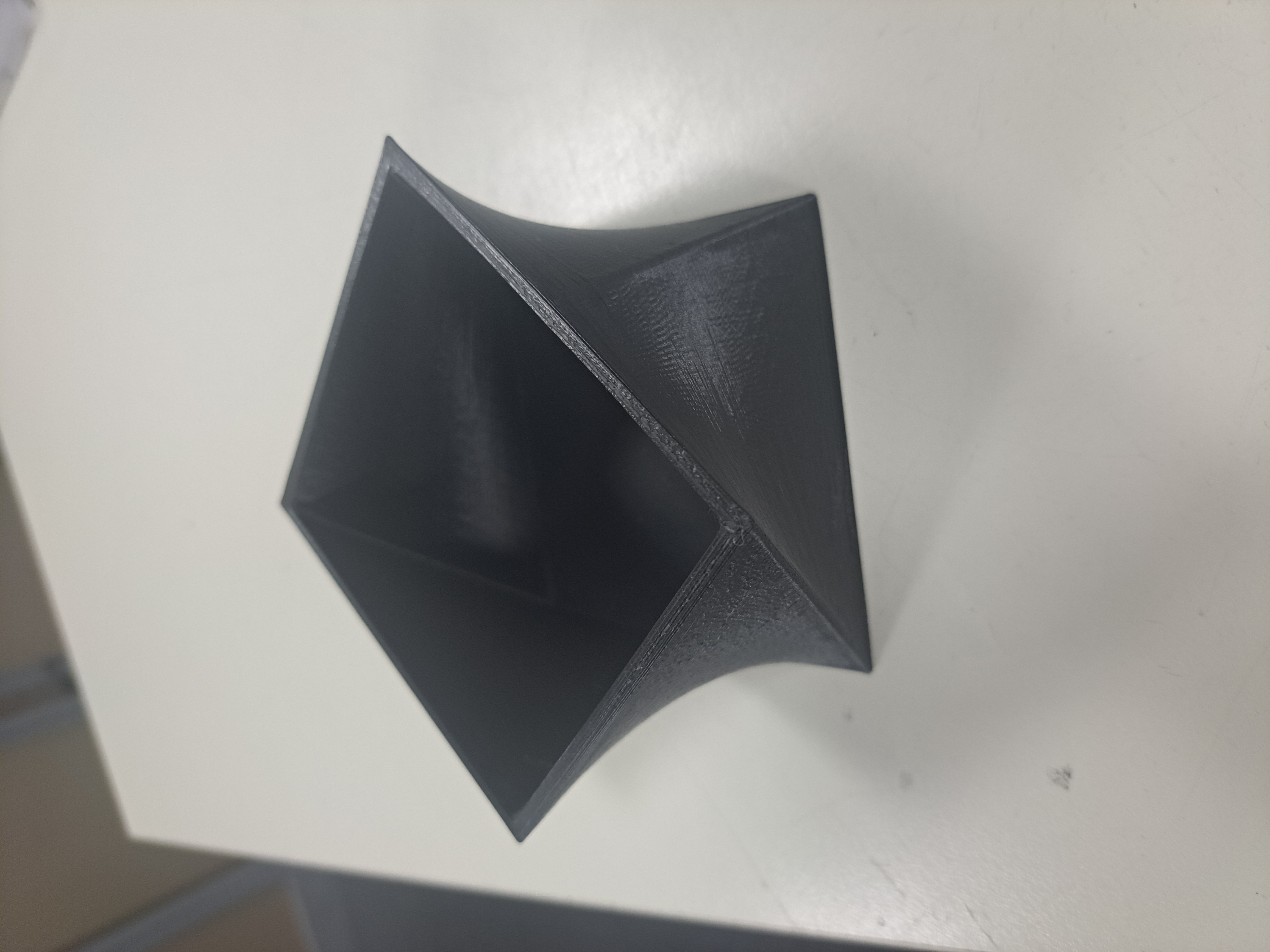 Modern Storage Pot (Scalable)